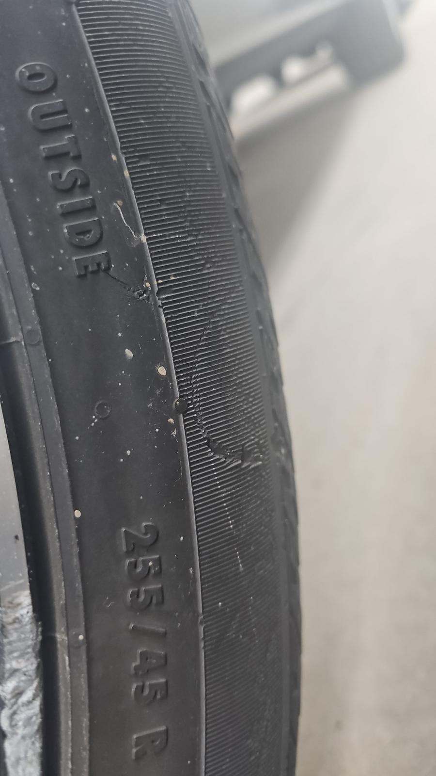 2024 Volvo XC60 Recharge T8 Plus AWD