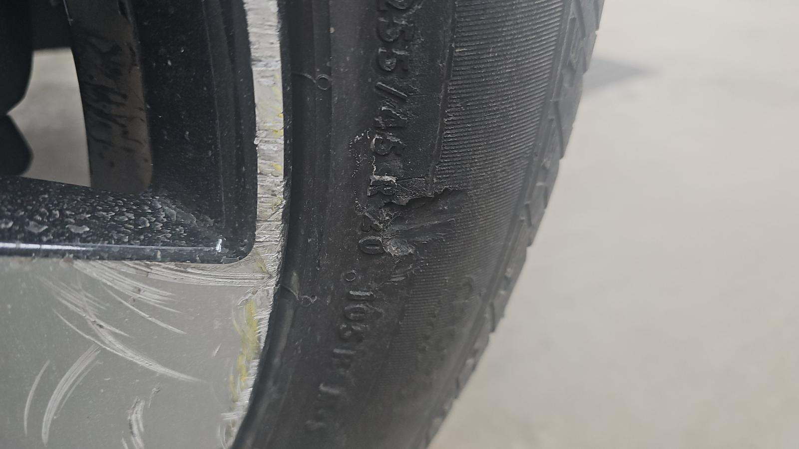 2024 Volvo XC60 Recharge T8 Plus AWD