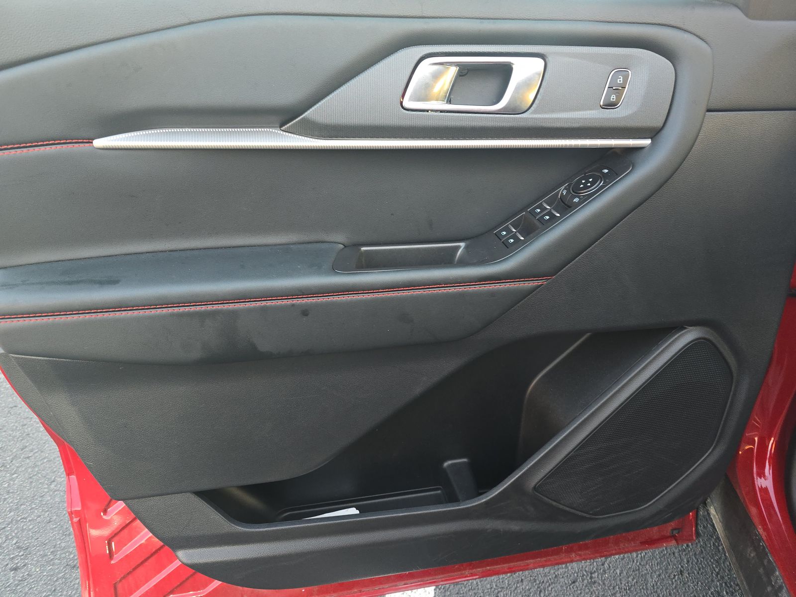 2025 Ford Explorer ST-Line AWD