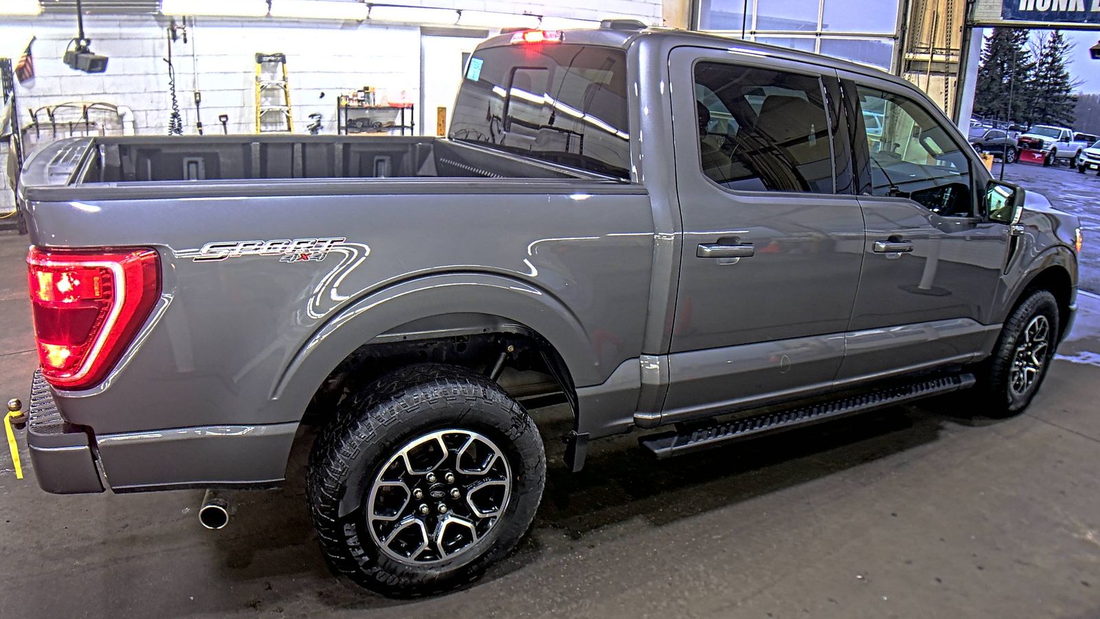 2023 Ford F-150 XLT AWD