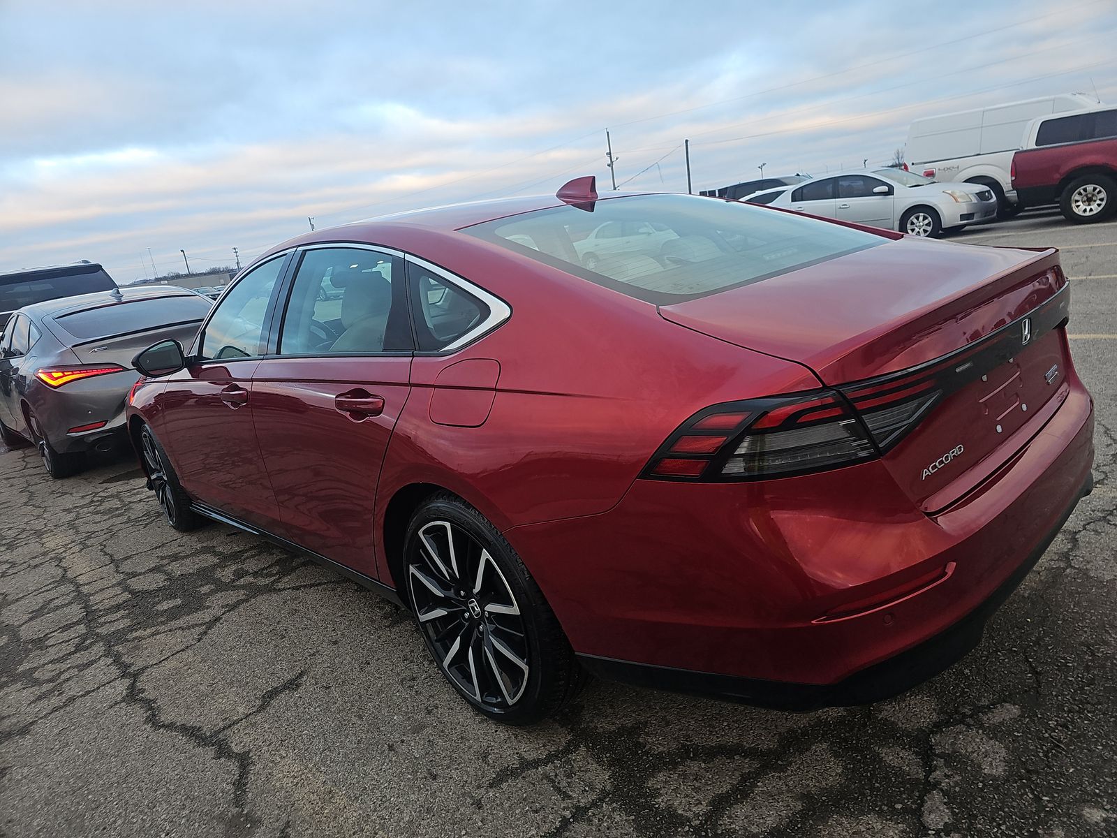 2023 Honda Accord Hybrid Touring FWD