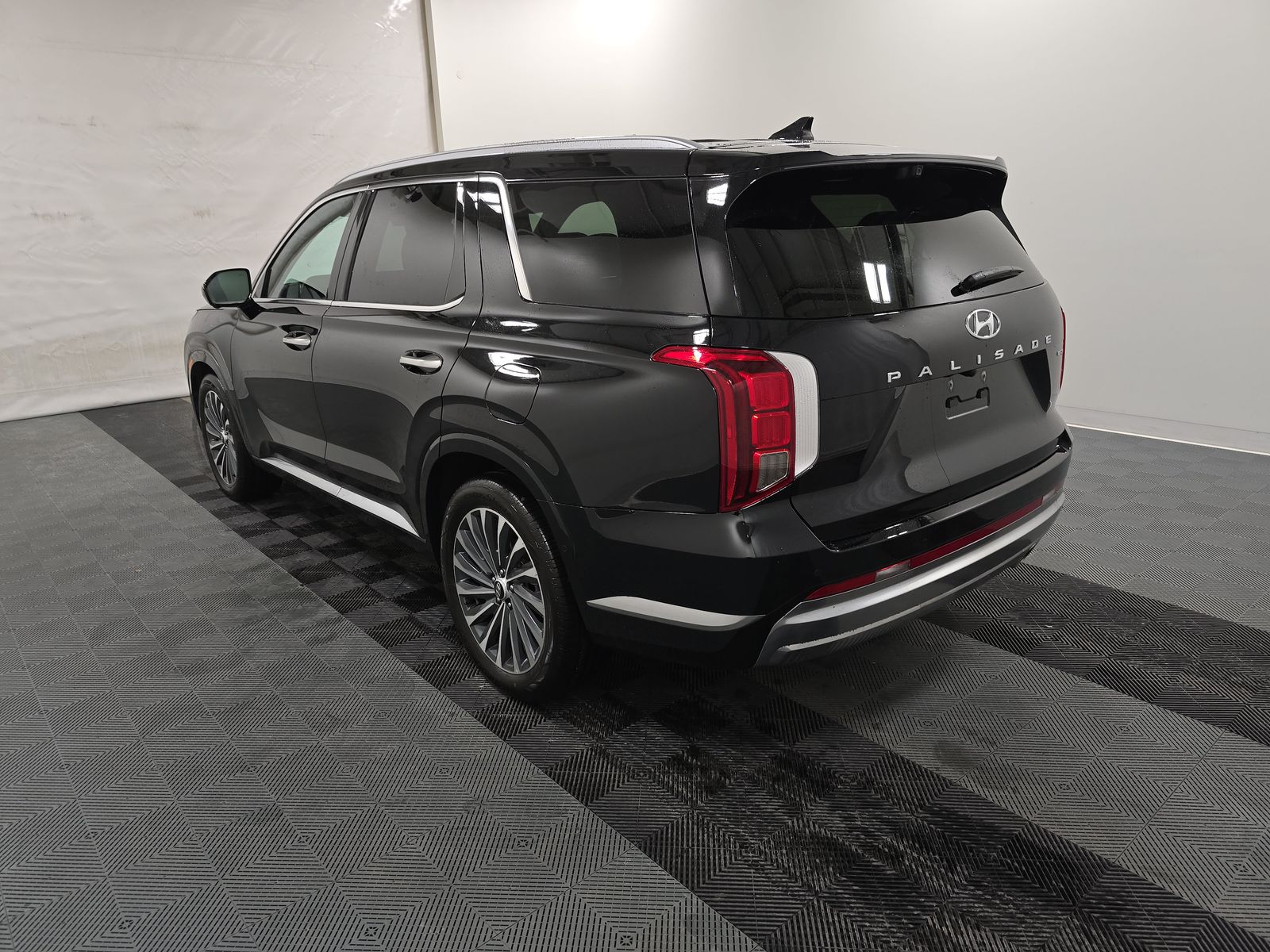 HYUNDAI CALLIGRAPH - 7