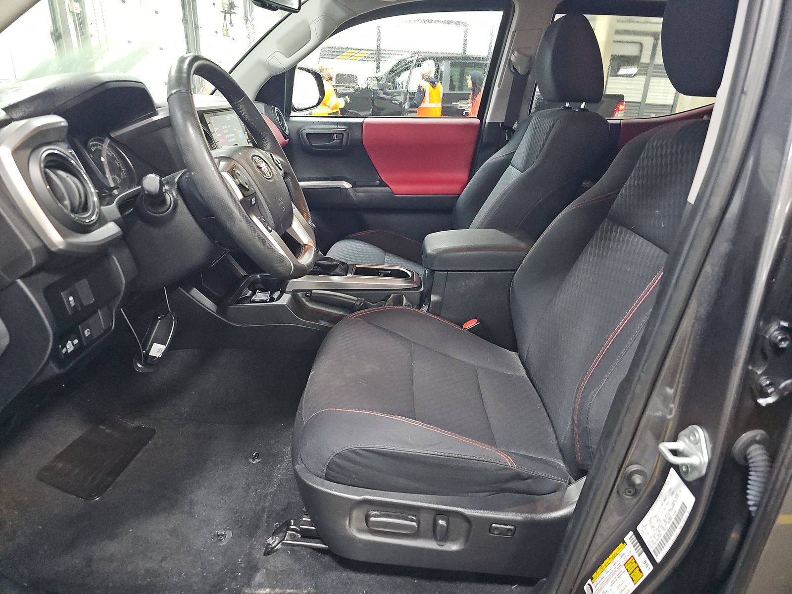 2022 Toyota Tacoma SR5 AWD