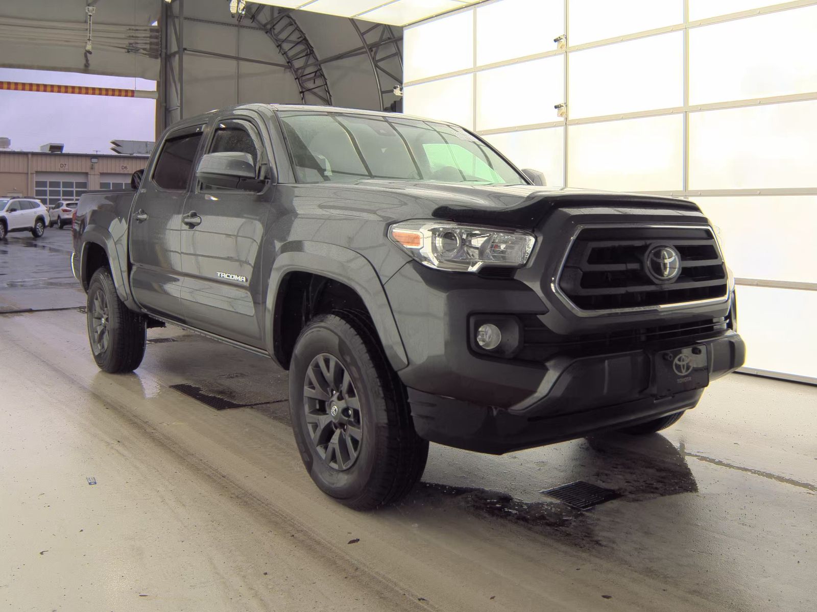 2022 Toyota Tacoma SR5 AWD