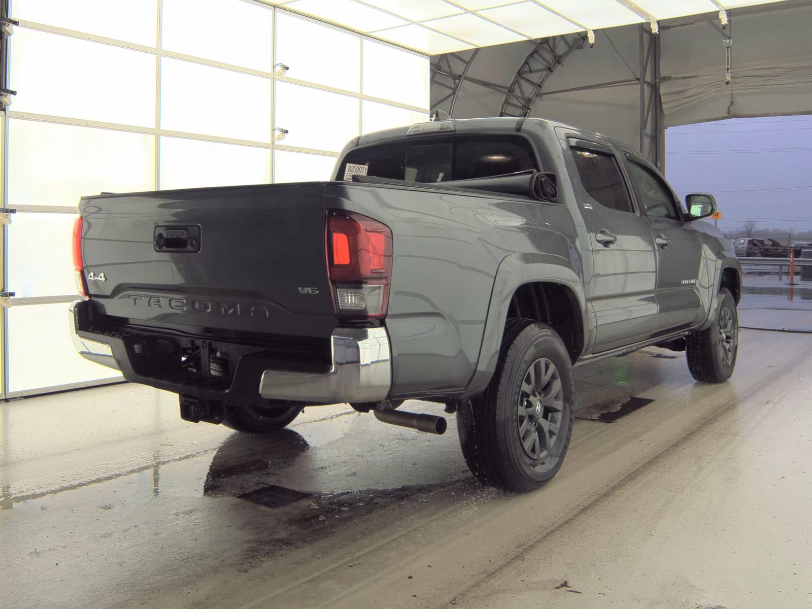 2022 Toyota Tacoma SR5 AWD