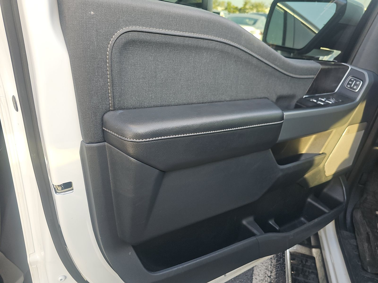 2022 Ford F-150 Hybrid Lariat AWD