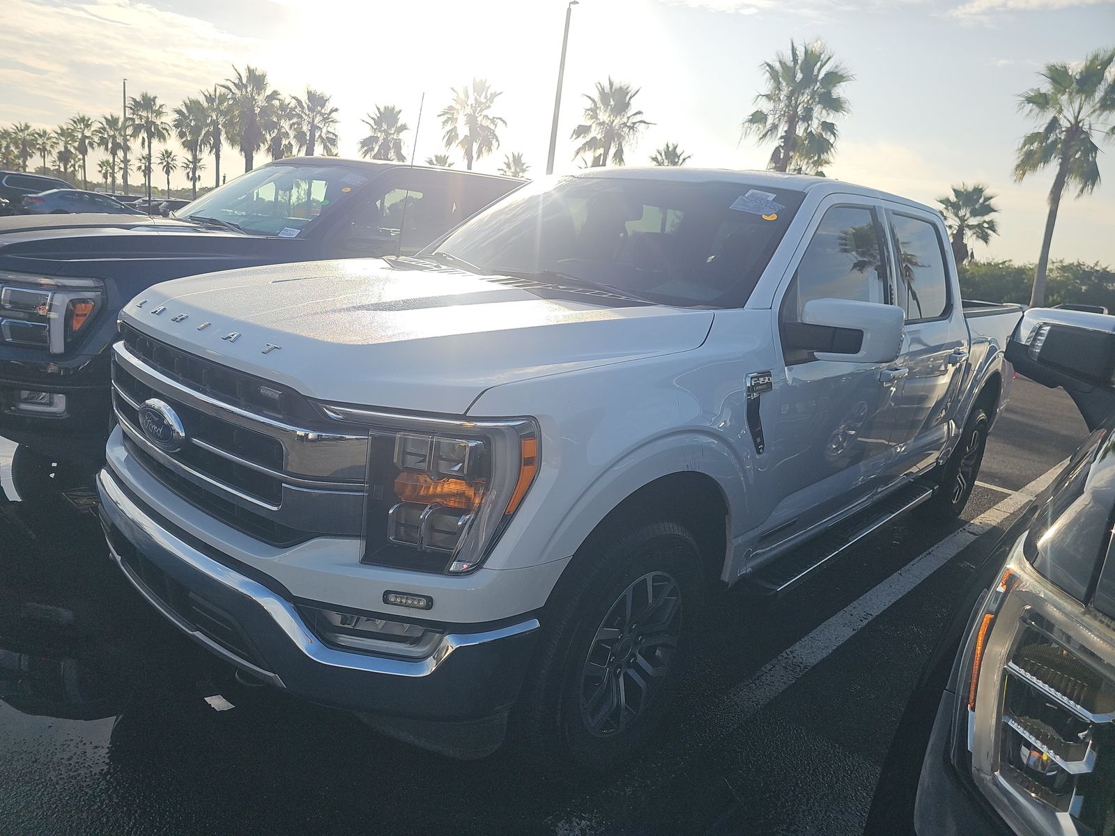 2022 Ford F-150 Hybrid Lariat AWD