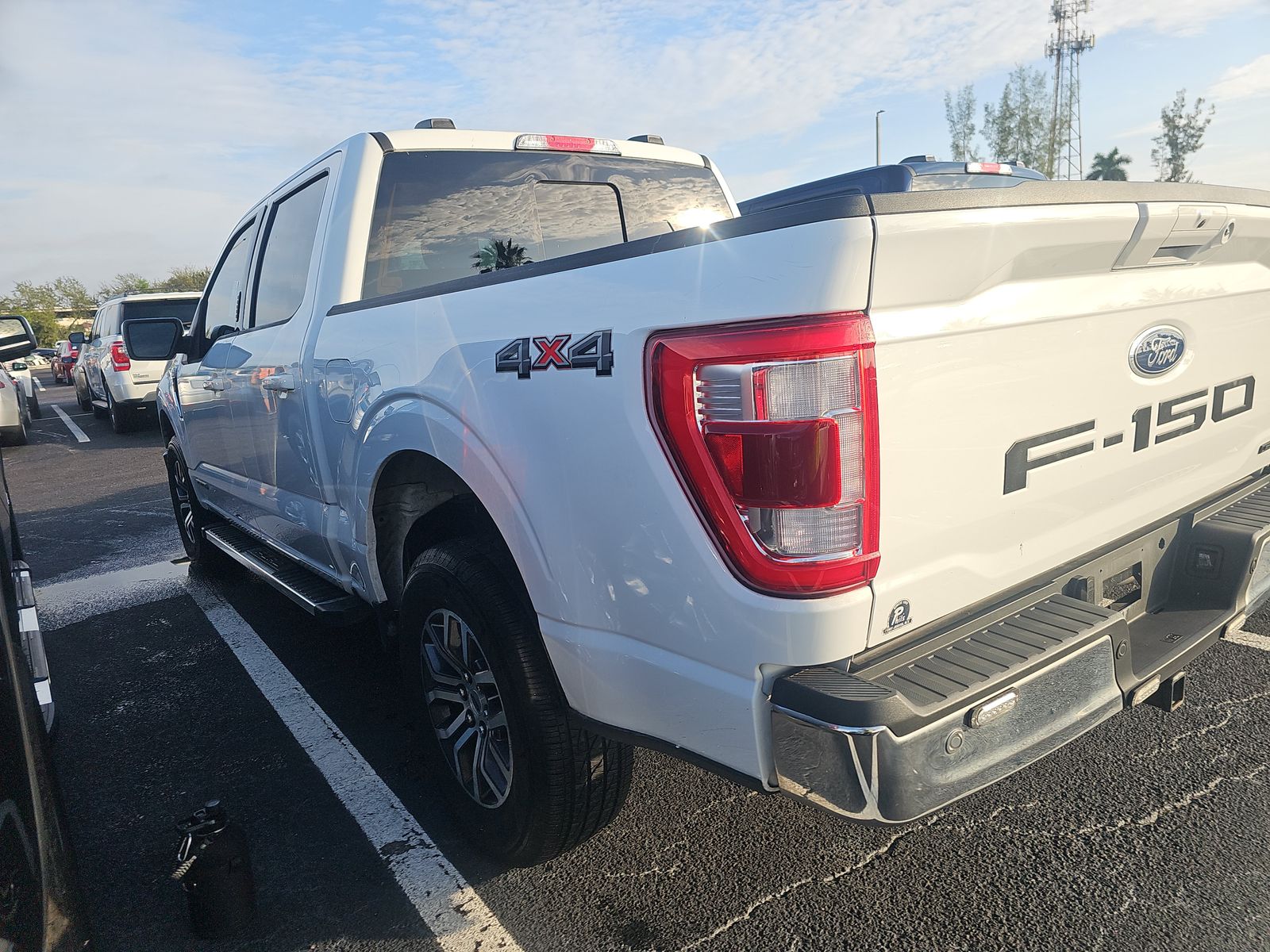 2022 Ford F-150 Hybrid Lariat AWD