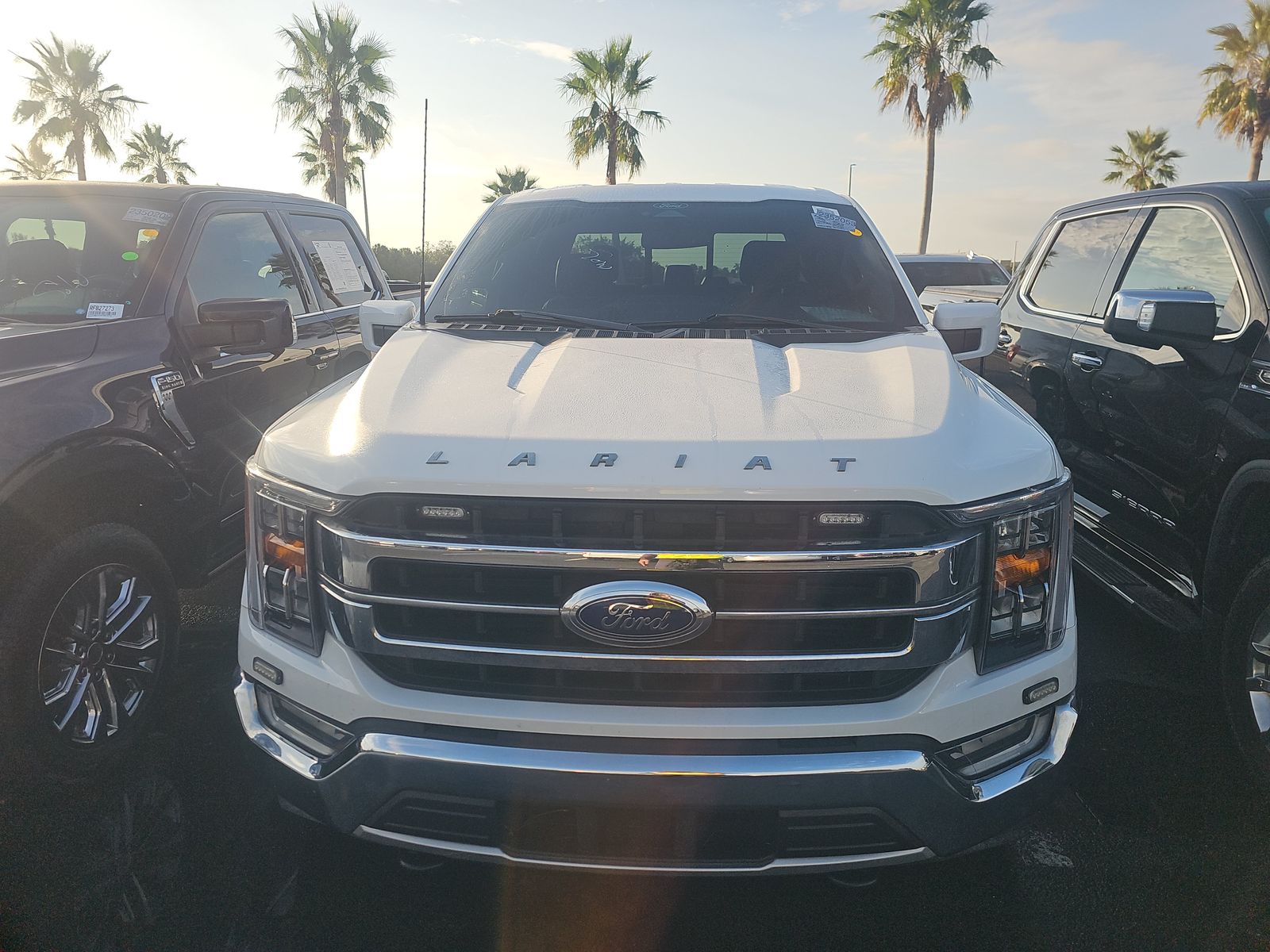 2022 Ford F-150 Hybrid Lariat AWD