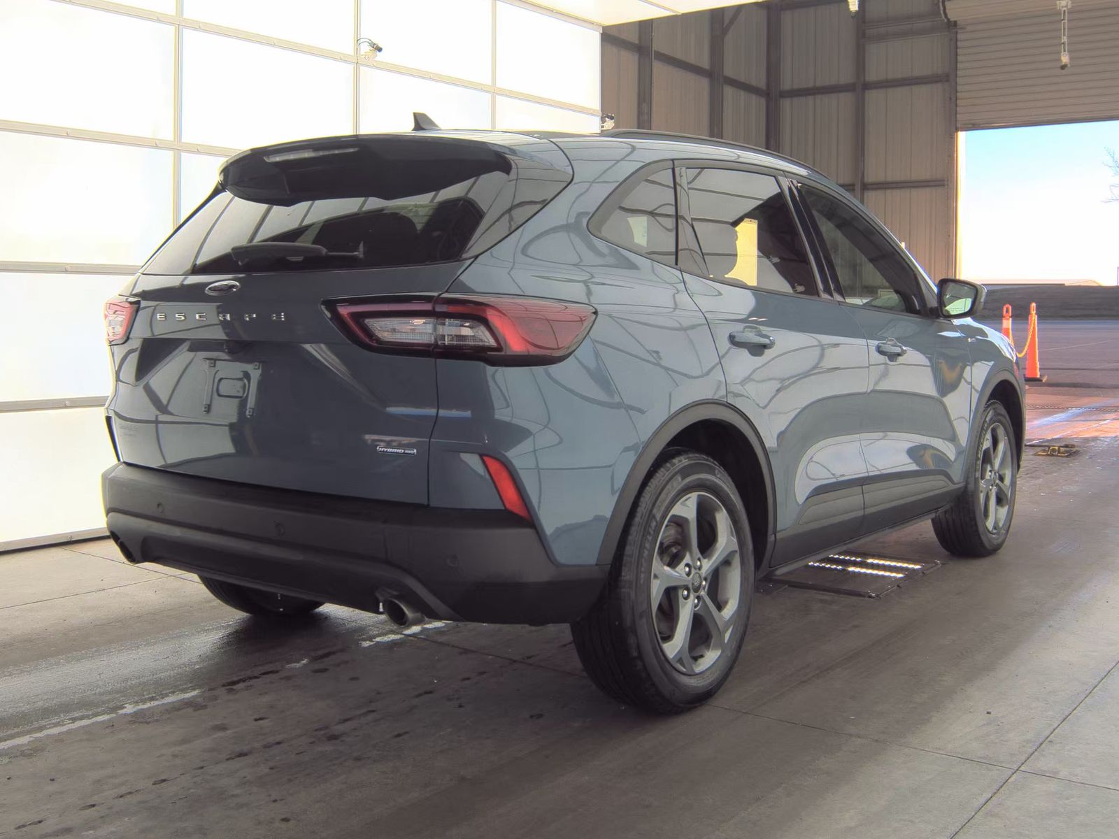 2025 Ford Escape Hybrid ST-Line Elite AWD