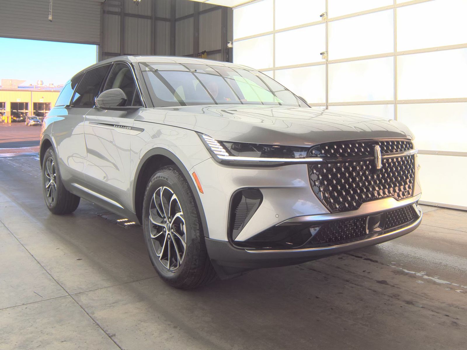 2025 Lincoln Nautilus Premiere AWD