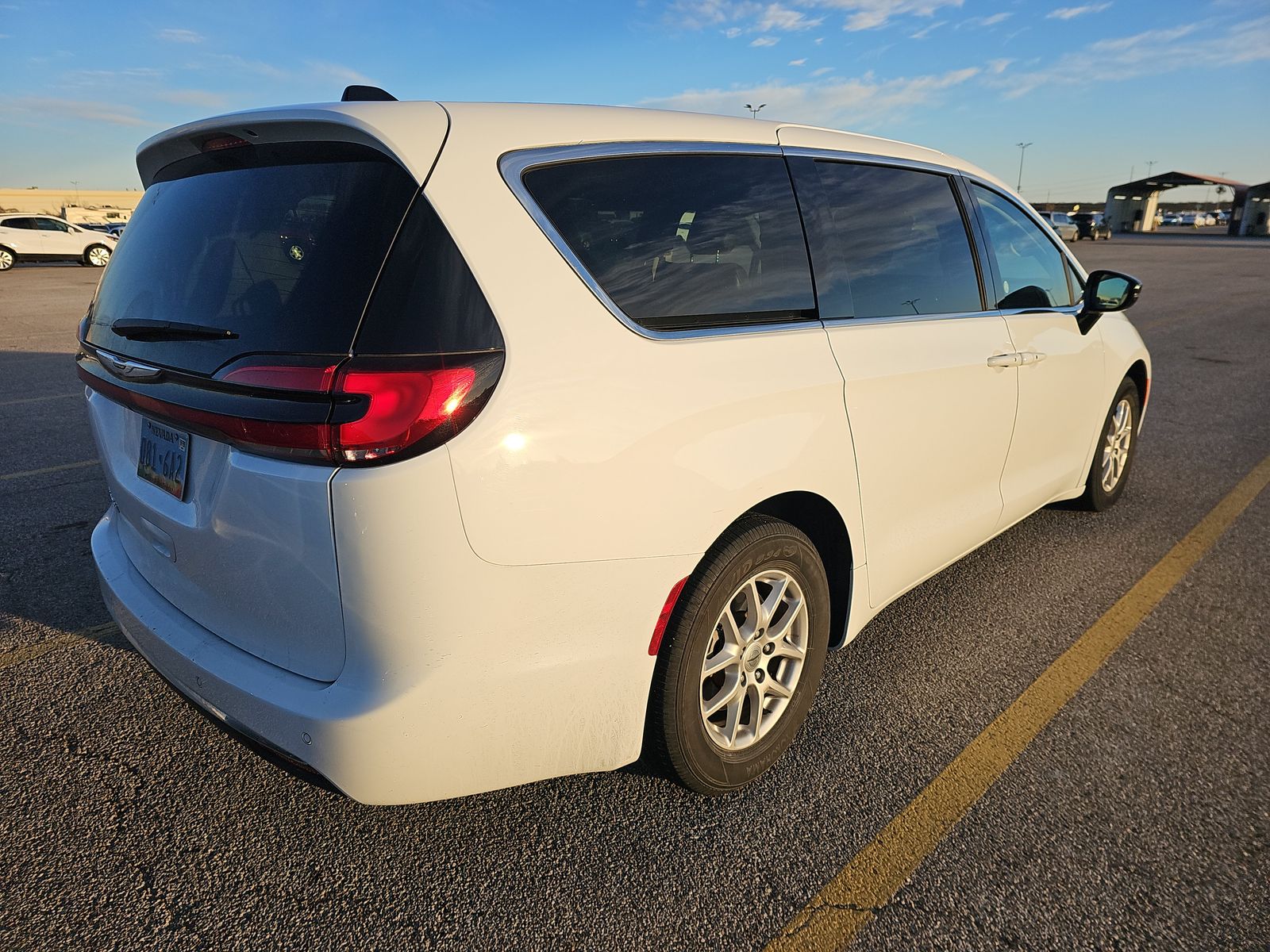 2024 Chrysler Pacifica Touring L FWD