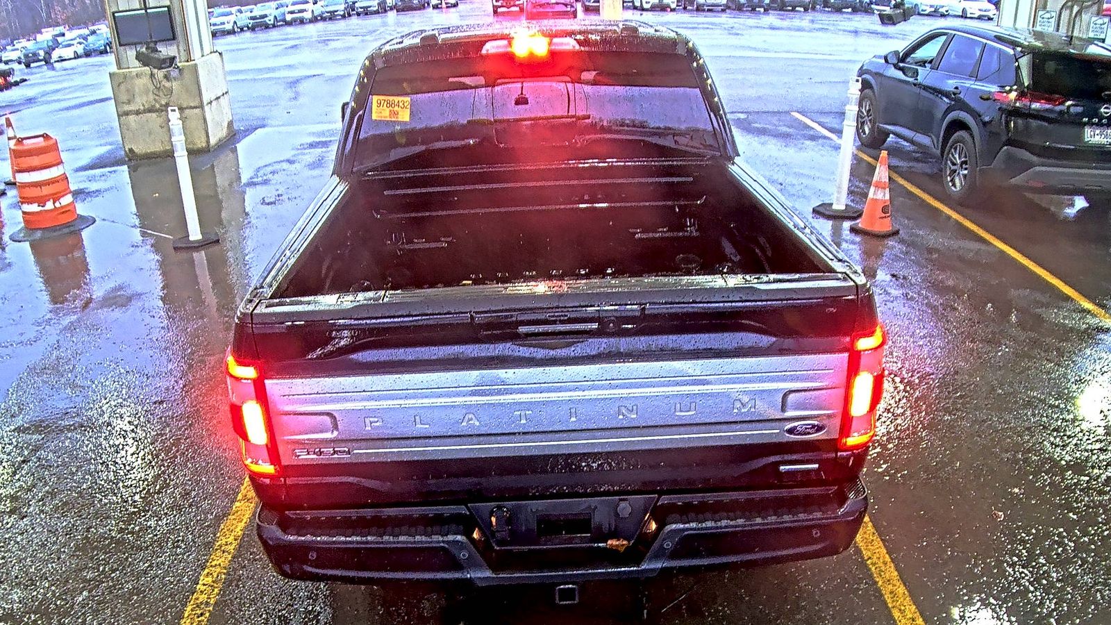 2023 Ford F-150 Platinum AWD