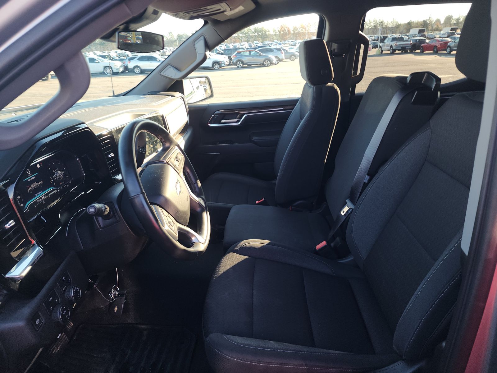 2023 Chevrolet Silverado 1500 LT AWD