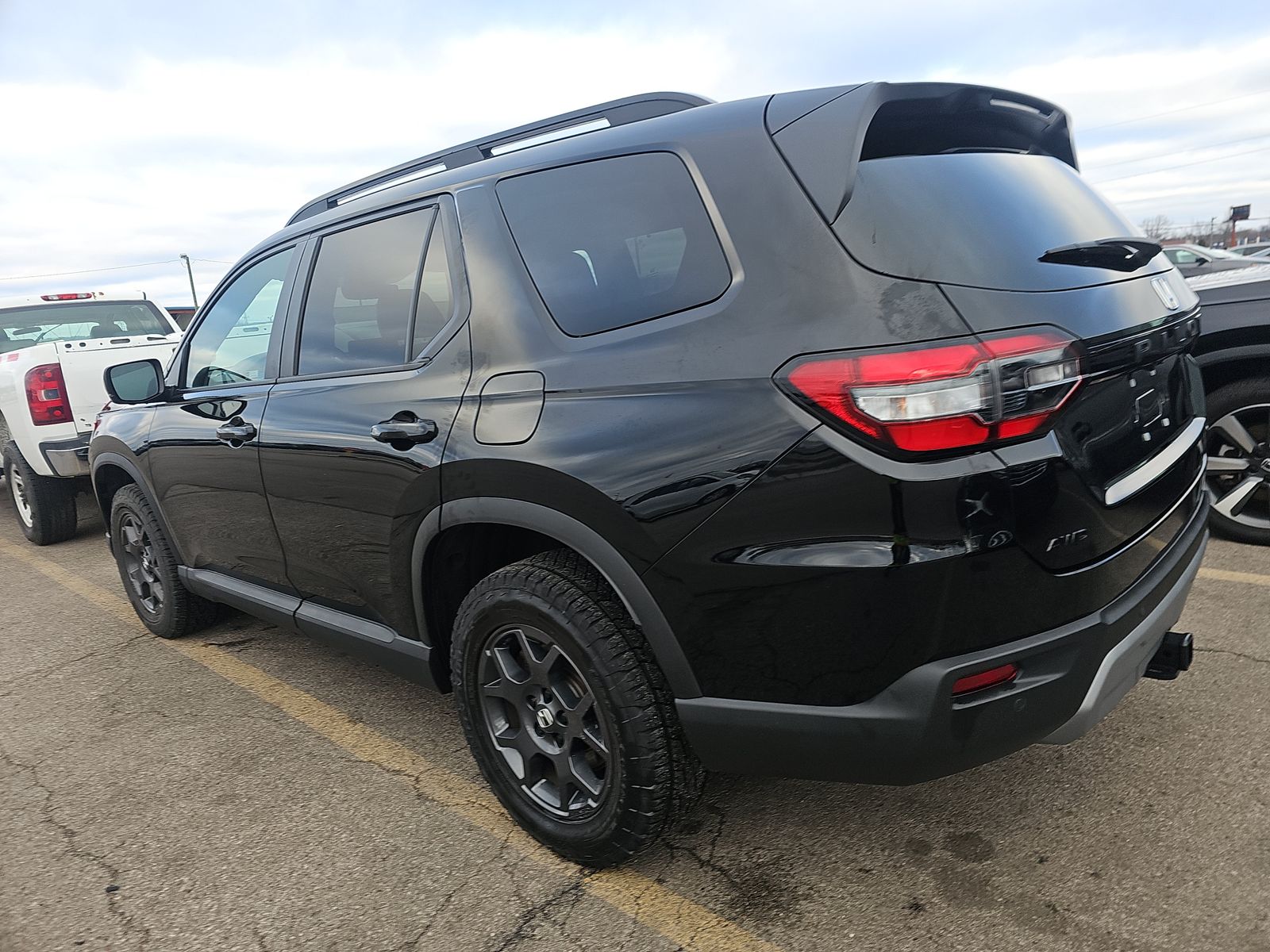 2023 Honda Pilot TrailSport AWD