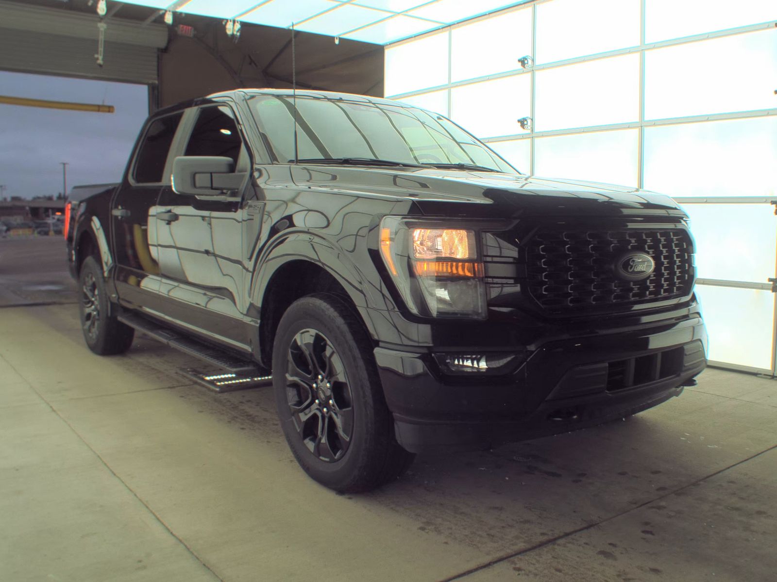 2023 Ford F-150 XL AWD