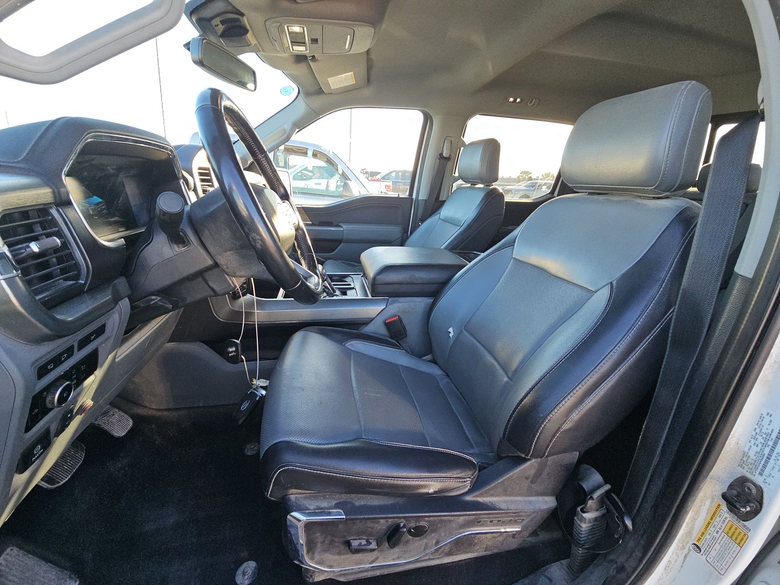 2023 Ford F-150 Lariat AWD