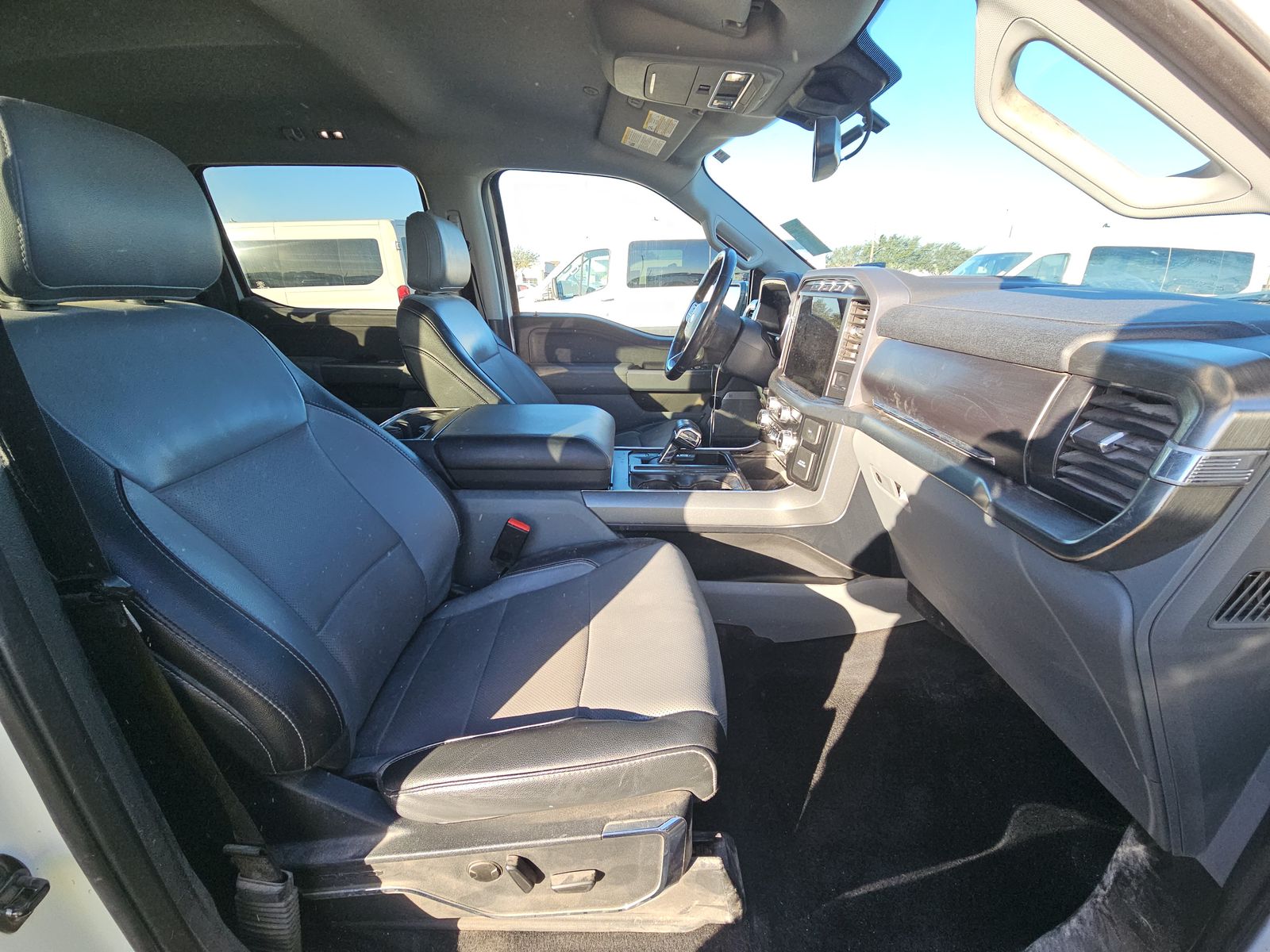 2023 Ford F-150 Lariat AWD