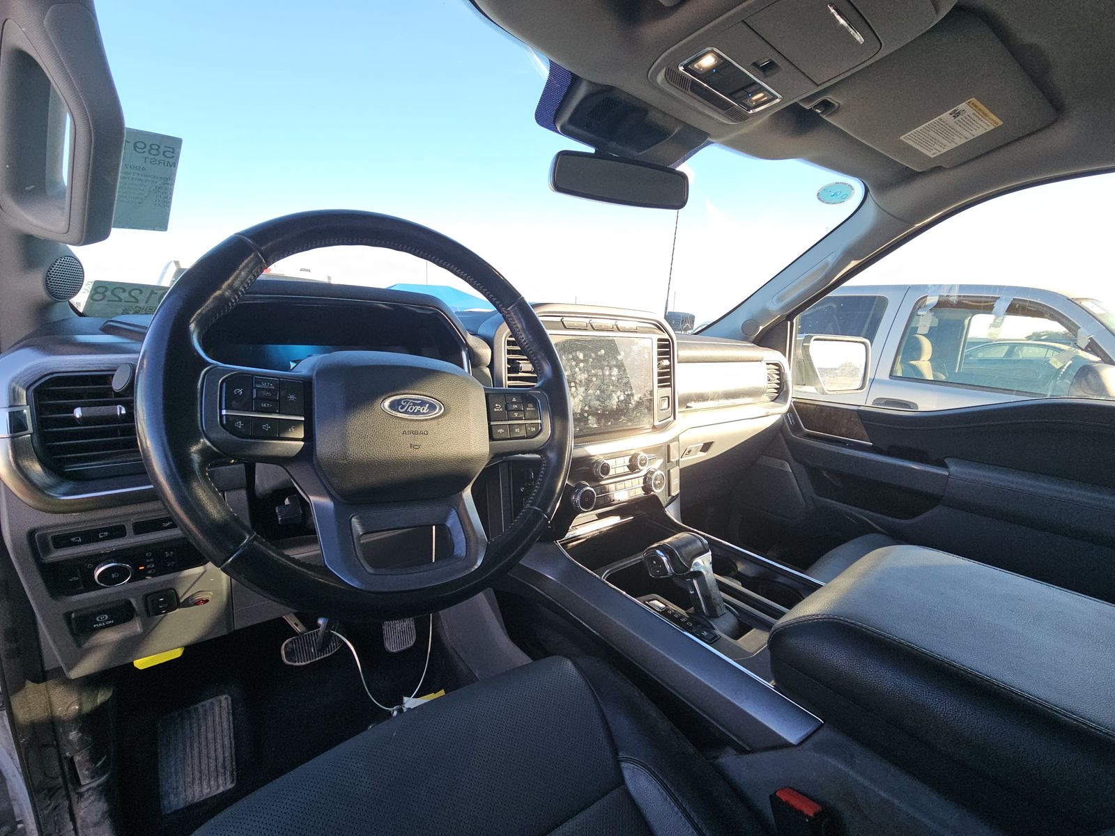 2023 Ford F-150 Lariat AWD