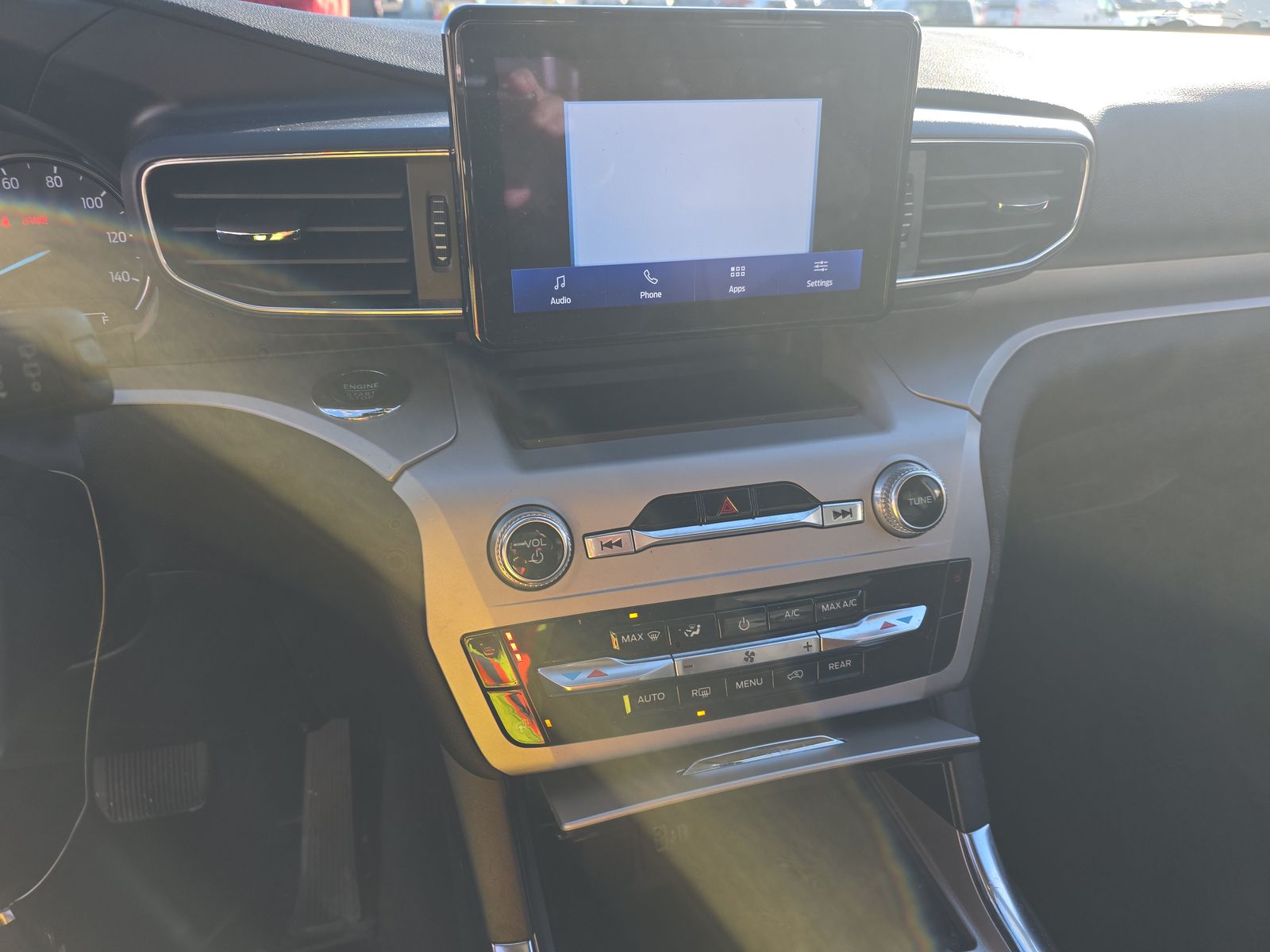 2023 Ford Explorer XLT AWD