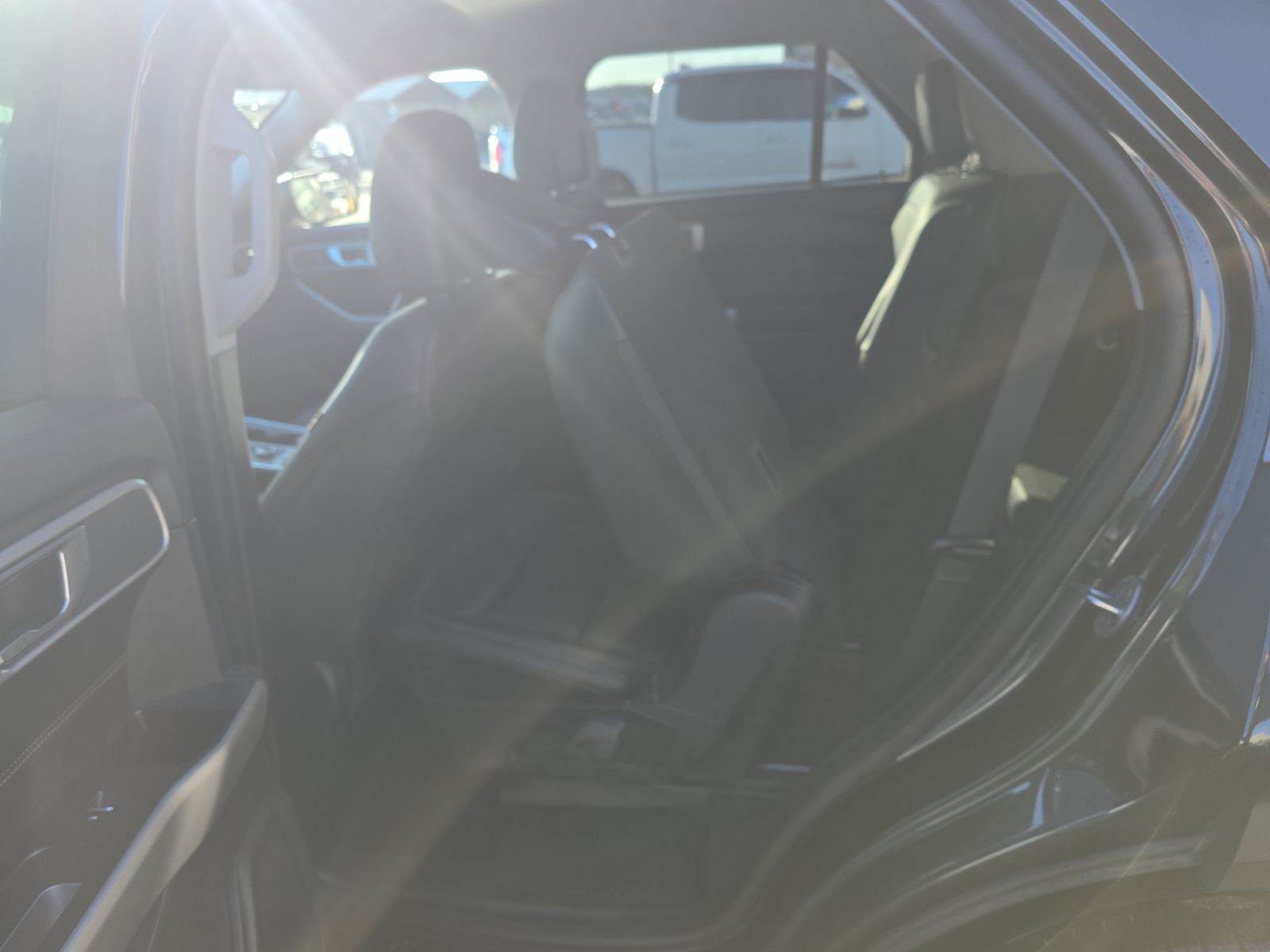 2023 Ford Explorer XLT AWD