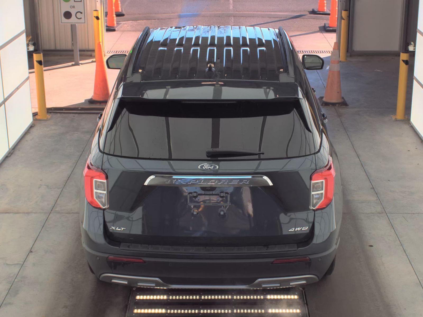 2023 Ford Explorer XLT AWD