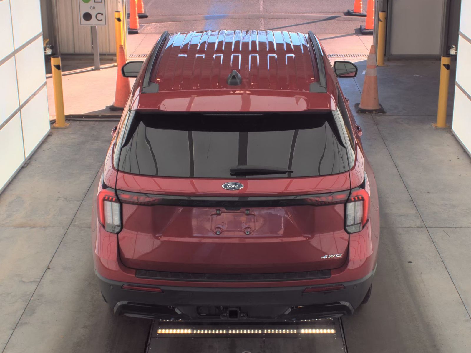 2025 Ford Explorer ST-Line AWD