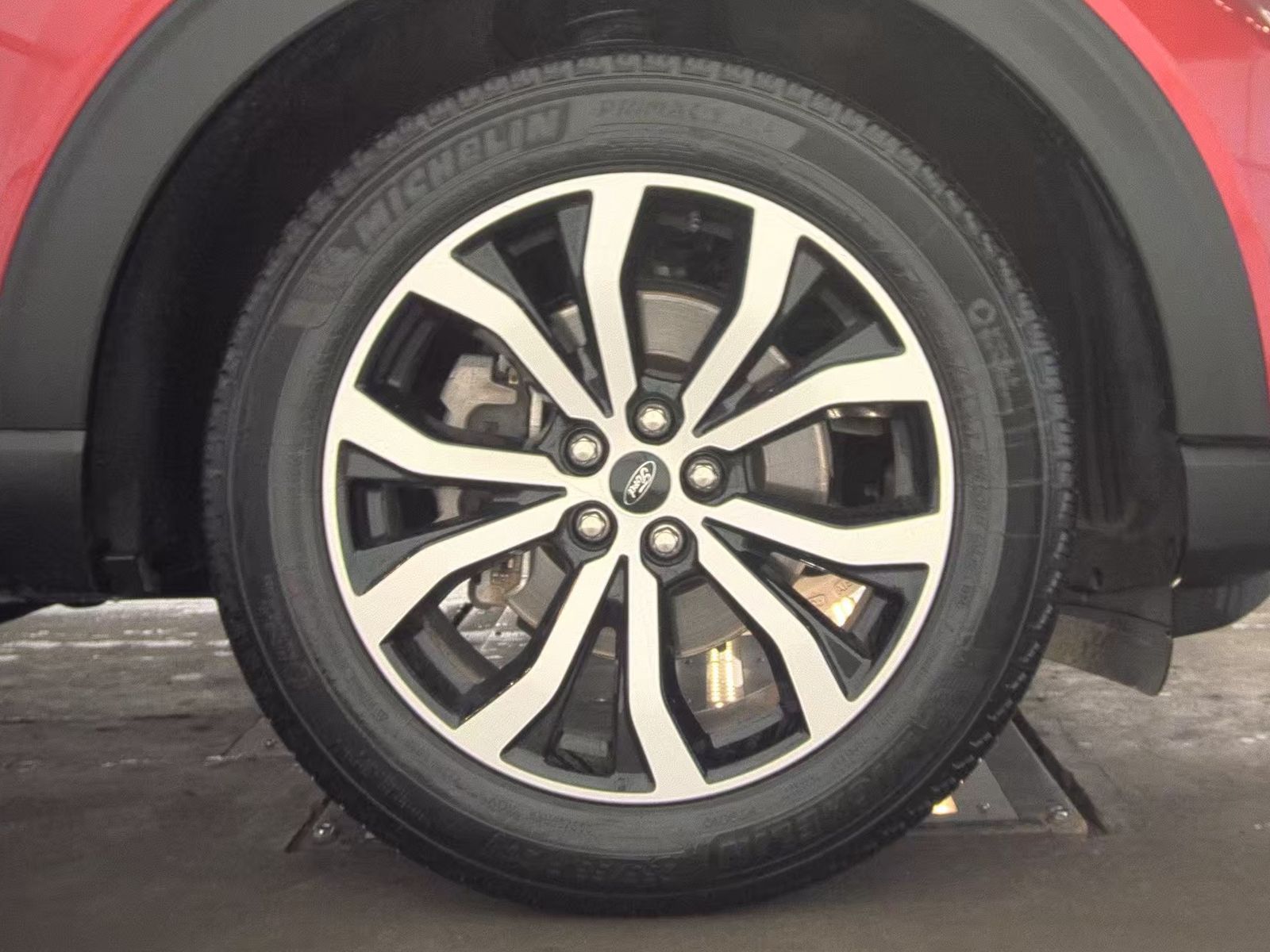 2025 Ford Explorer ST-Line AWD