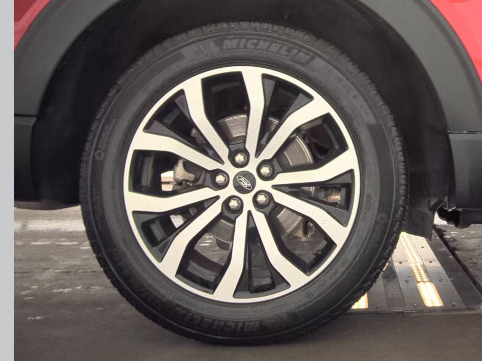 2025 Ford Explorer ST-Line AWD