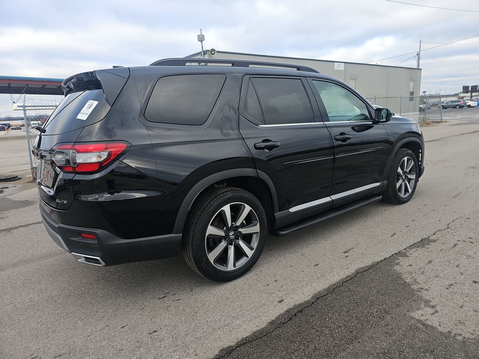 2023 Honda Pilot Elite AWD