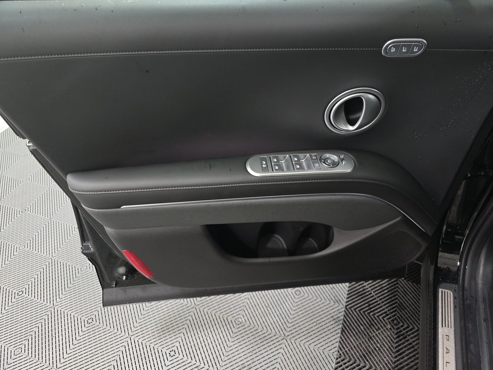 HYUNDAI CALLIGRAPH - 10