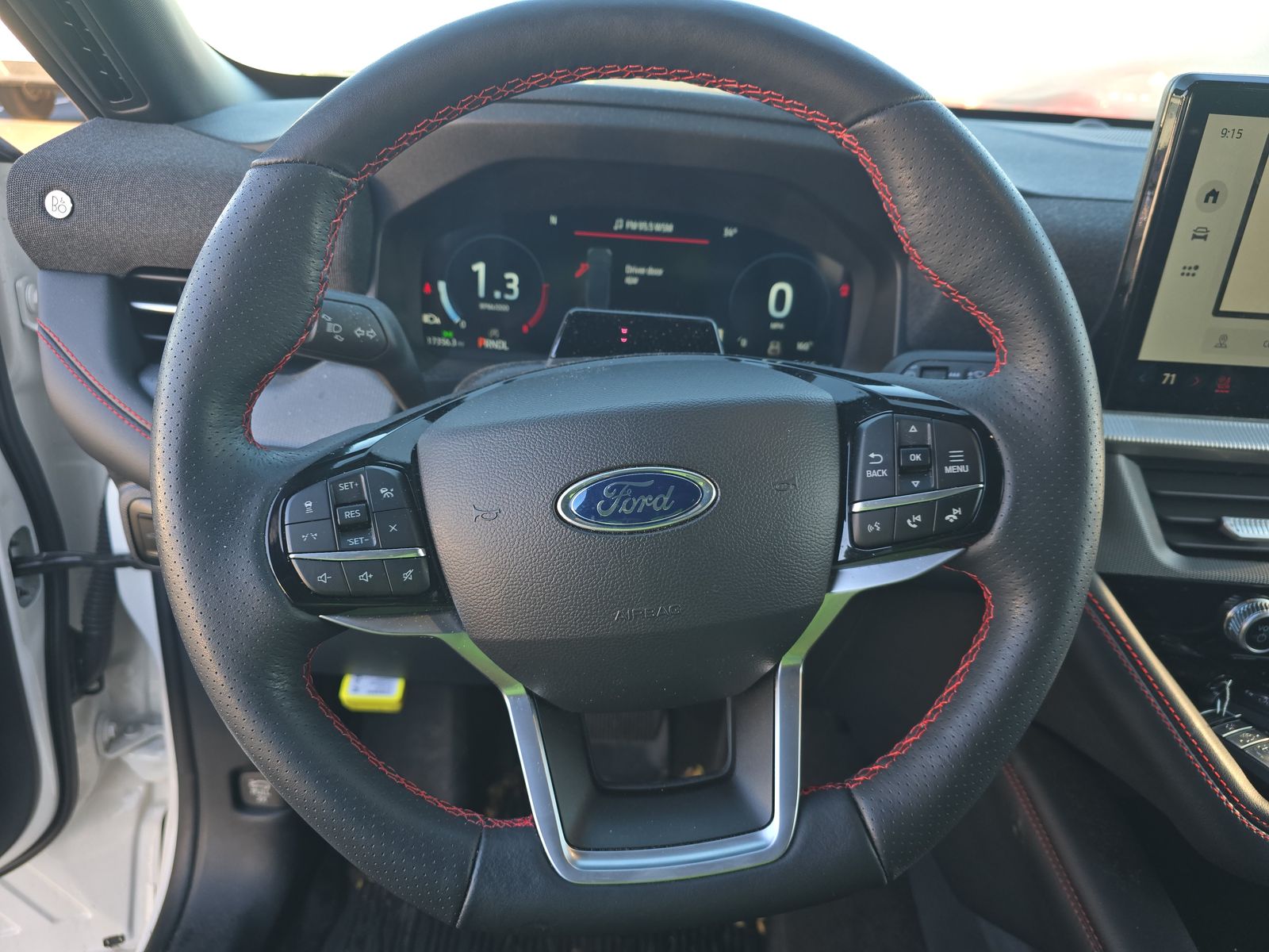 2025 Ford Explorer ST-Line AWD