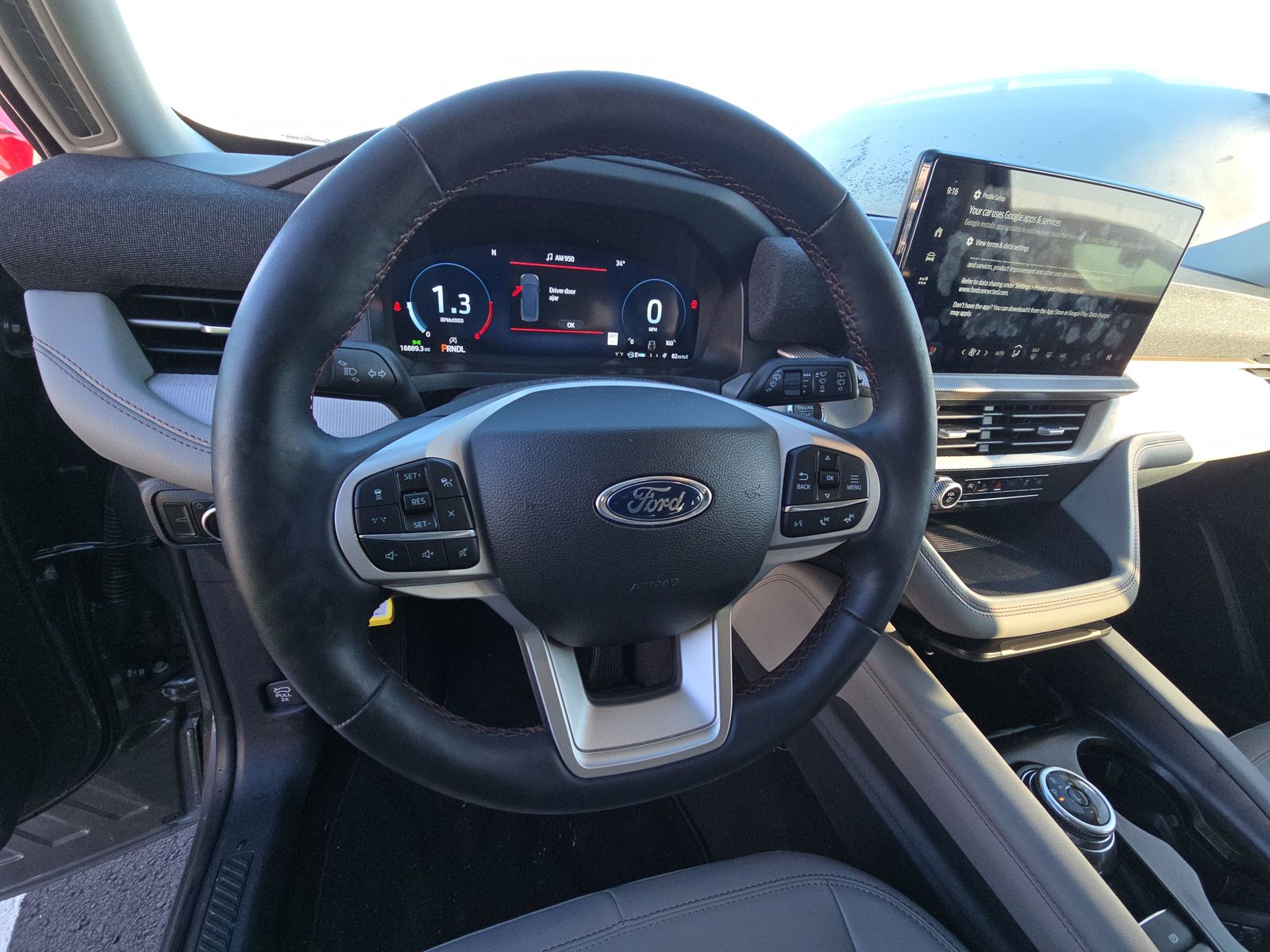 2025 Ford Explorer Active AWD