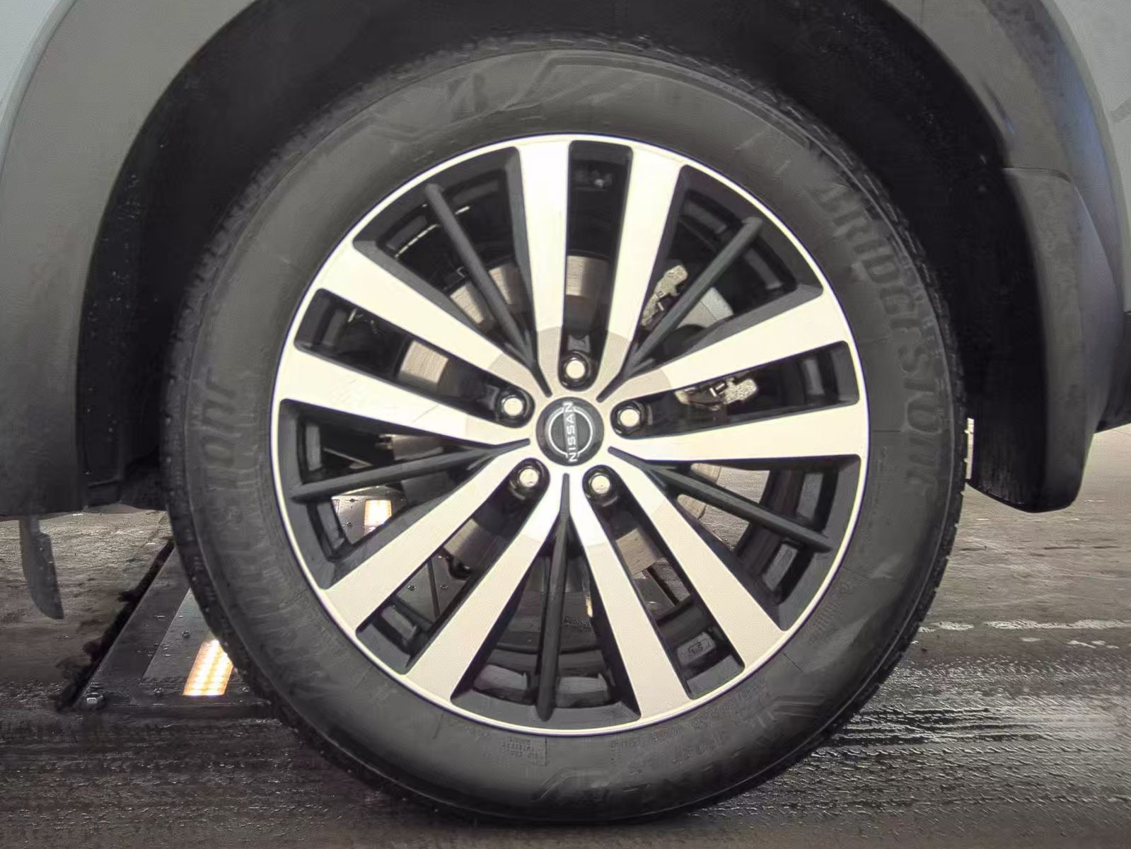 2024 Nissan Pathfinder Platinum AWD