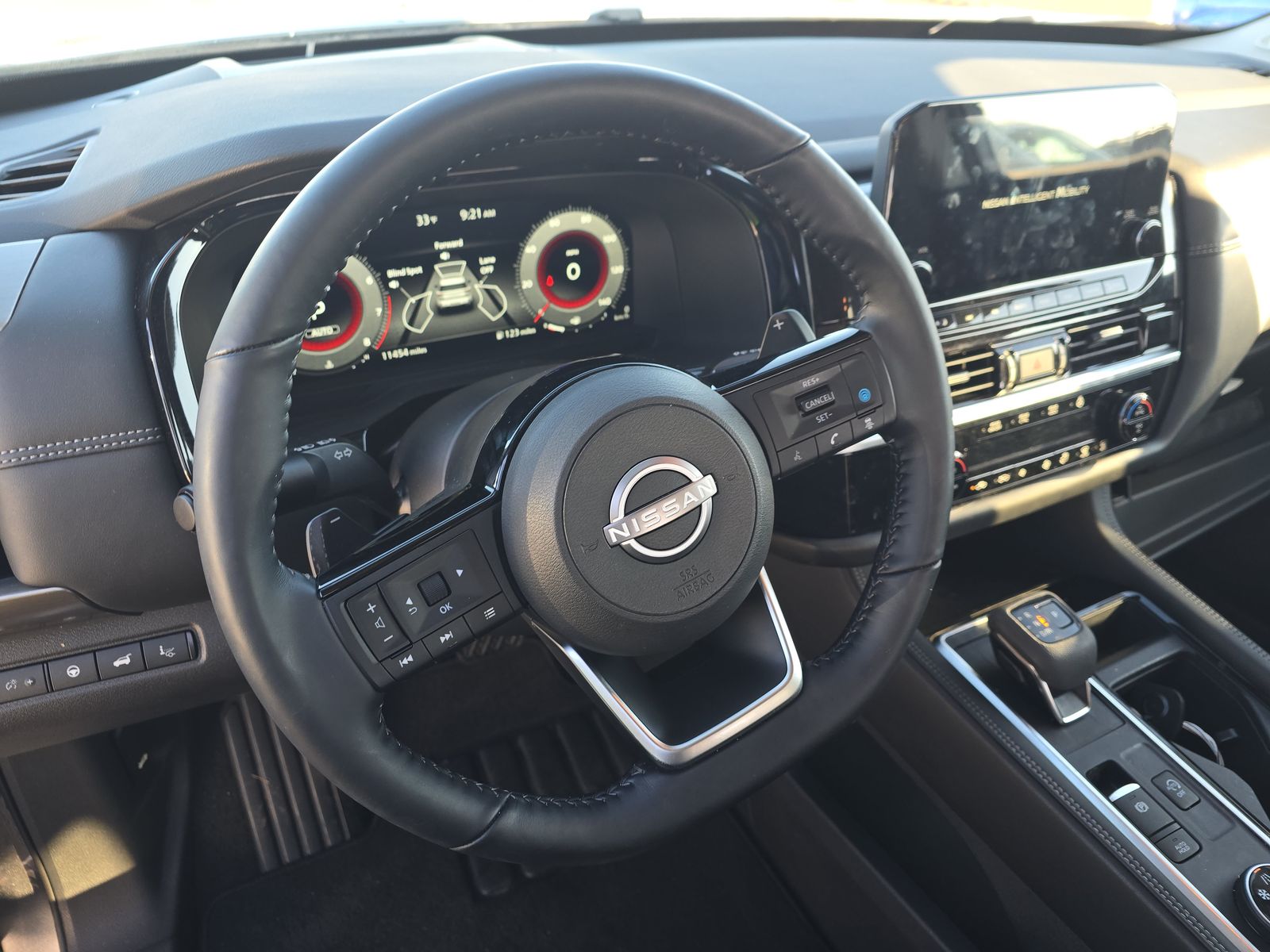 2024 Nissan Pathfinder Platinum AWD