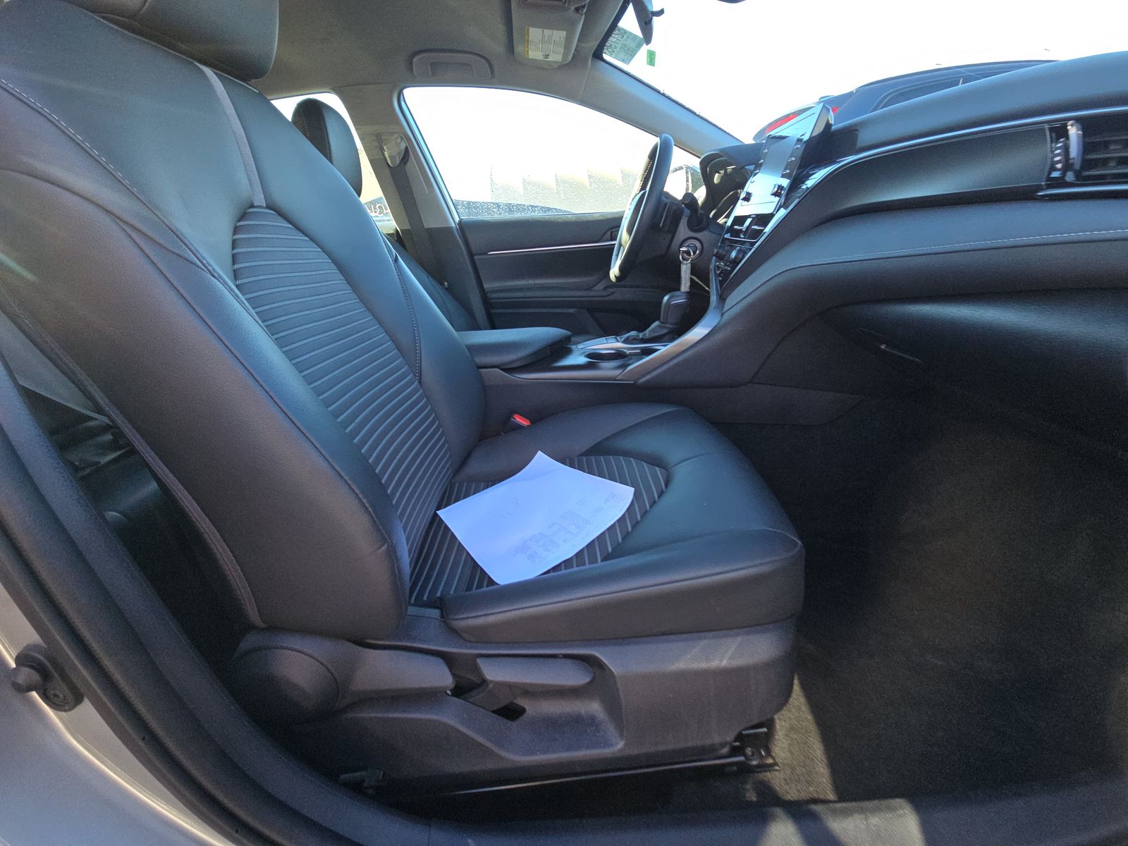 2024 Toyota Camry SE FWD