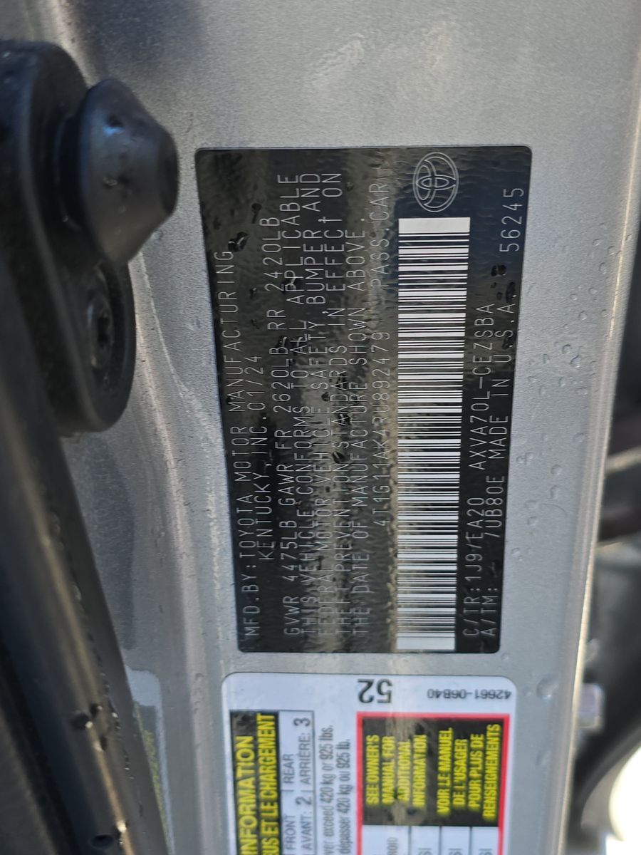 2024 Toyota Camry SE FWD