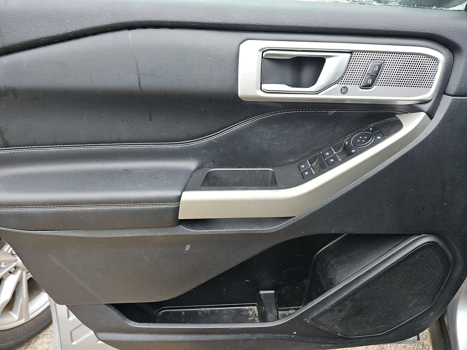 2023 Ford Explorer XLT AWD