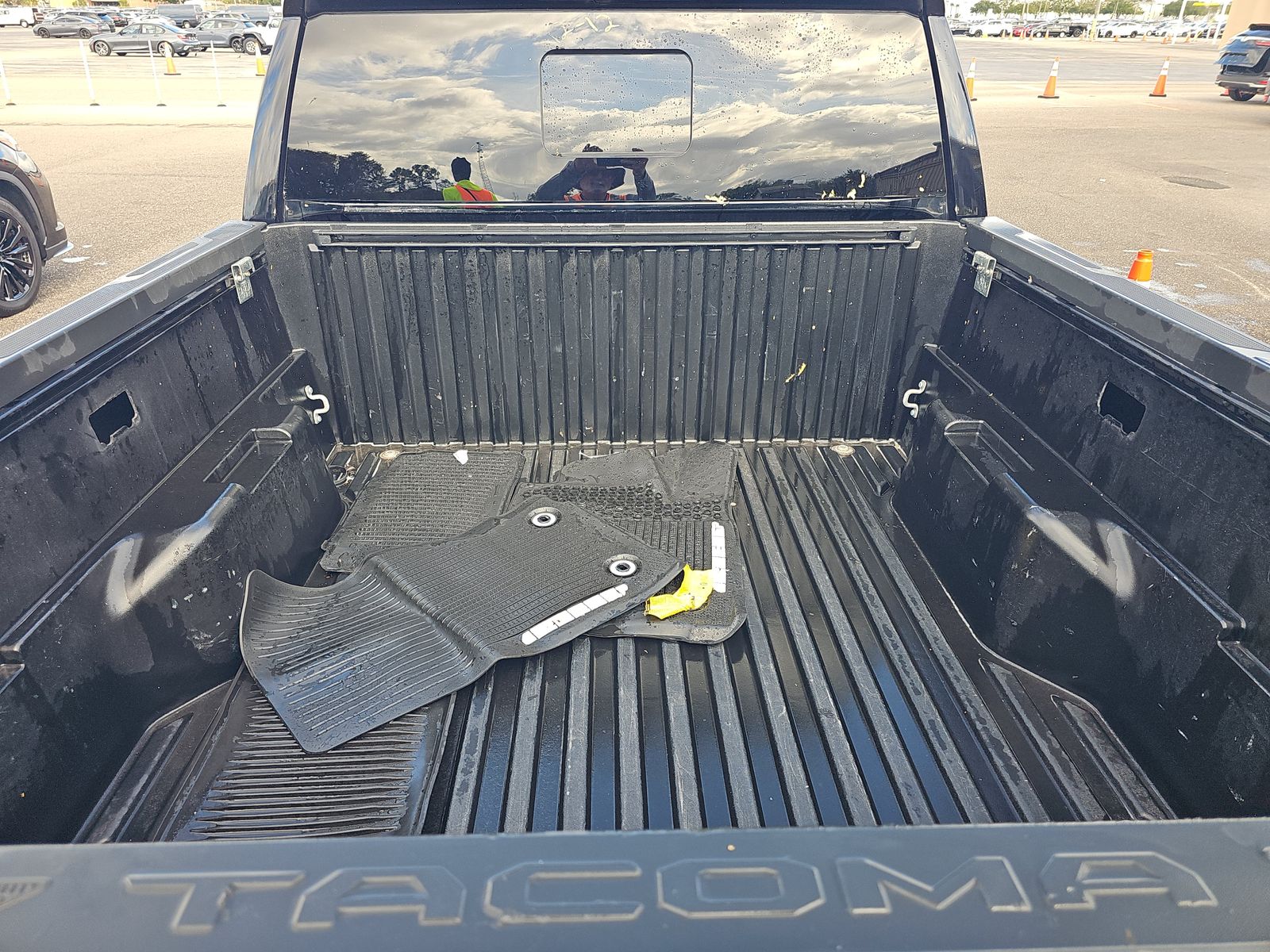 2024 Toyota Tacoma SR5 AWD