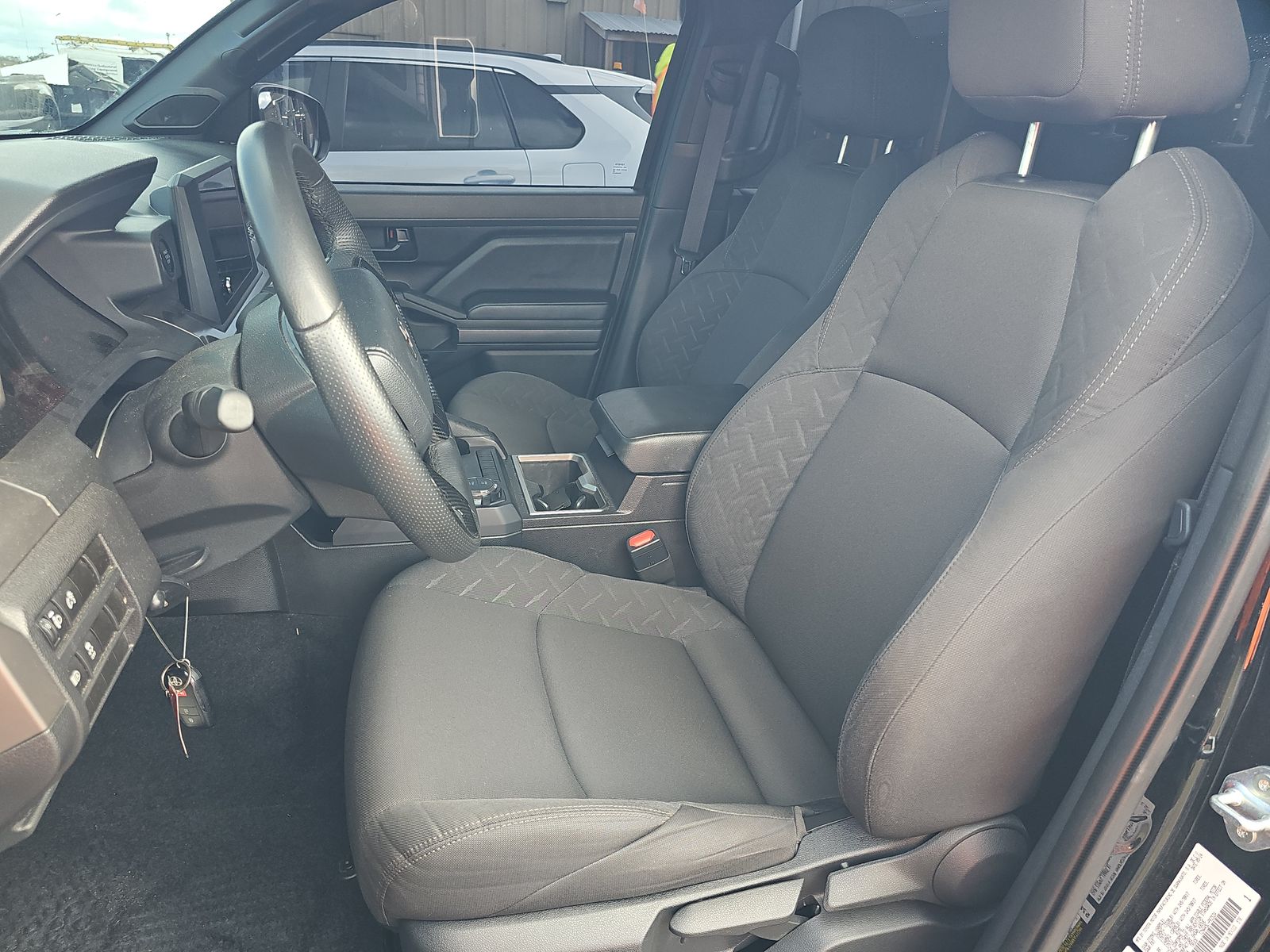 2024 Toyota Tacoma SR5 AWD