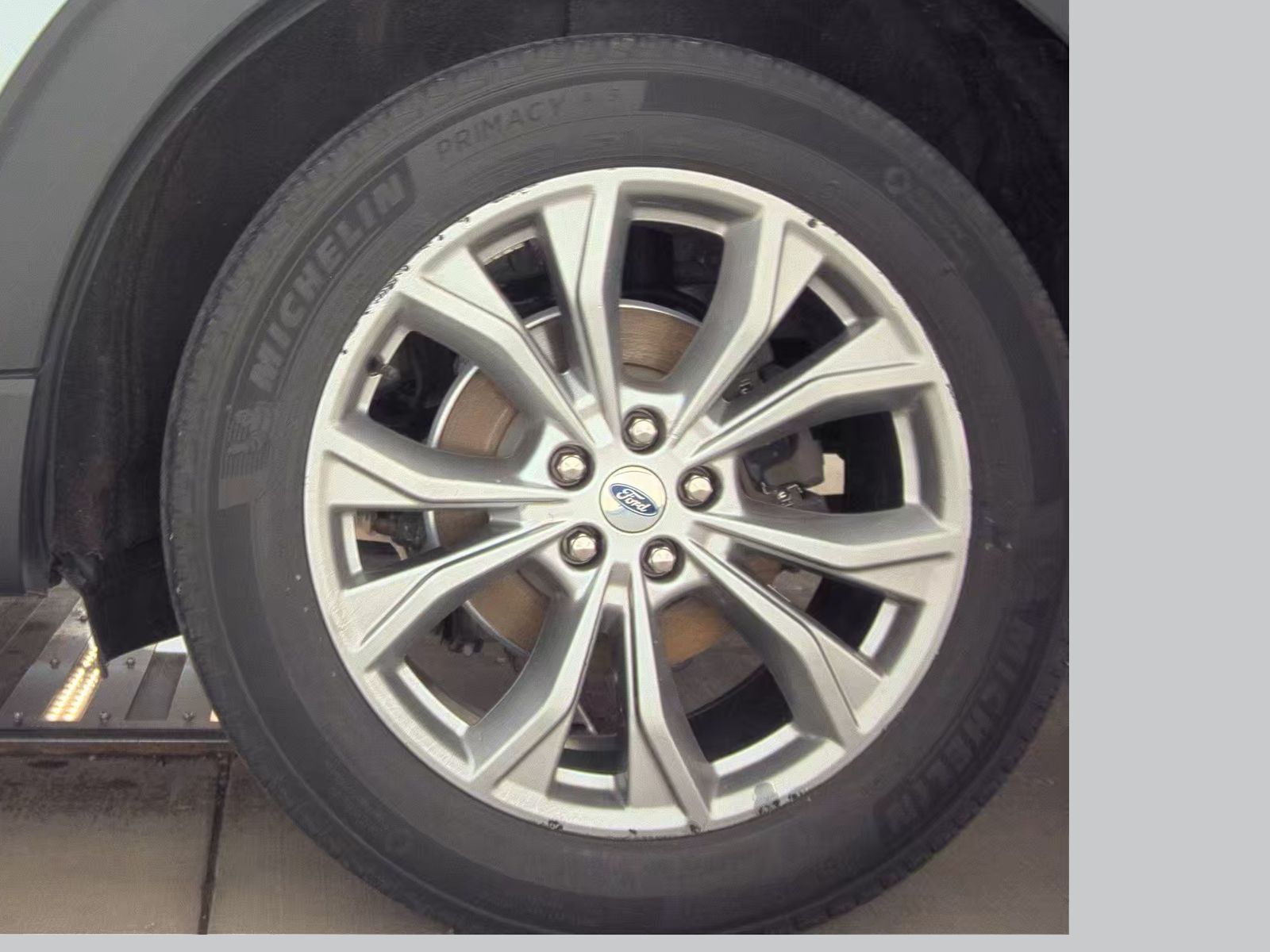 2023 Ford Explorer XLT AWD