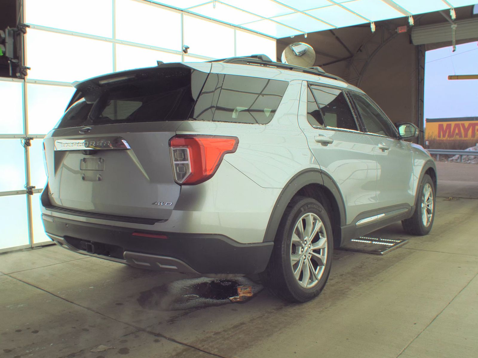 2023 Ford Explorer XLT AWD