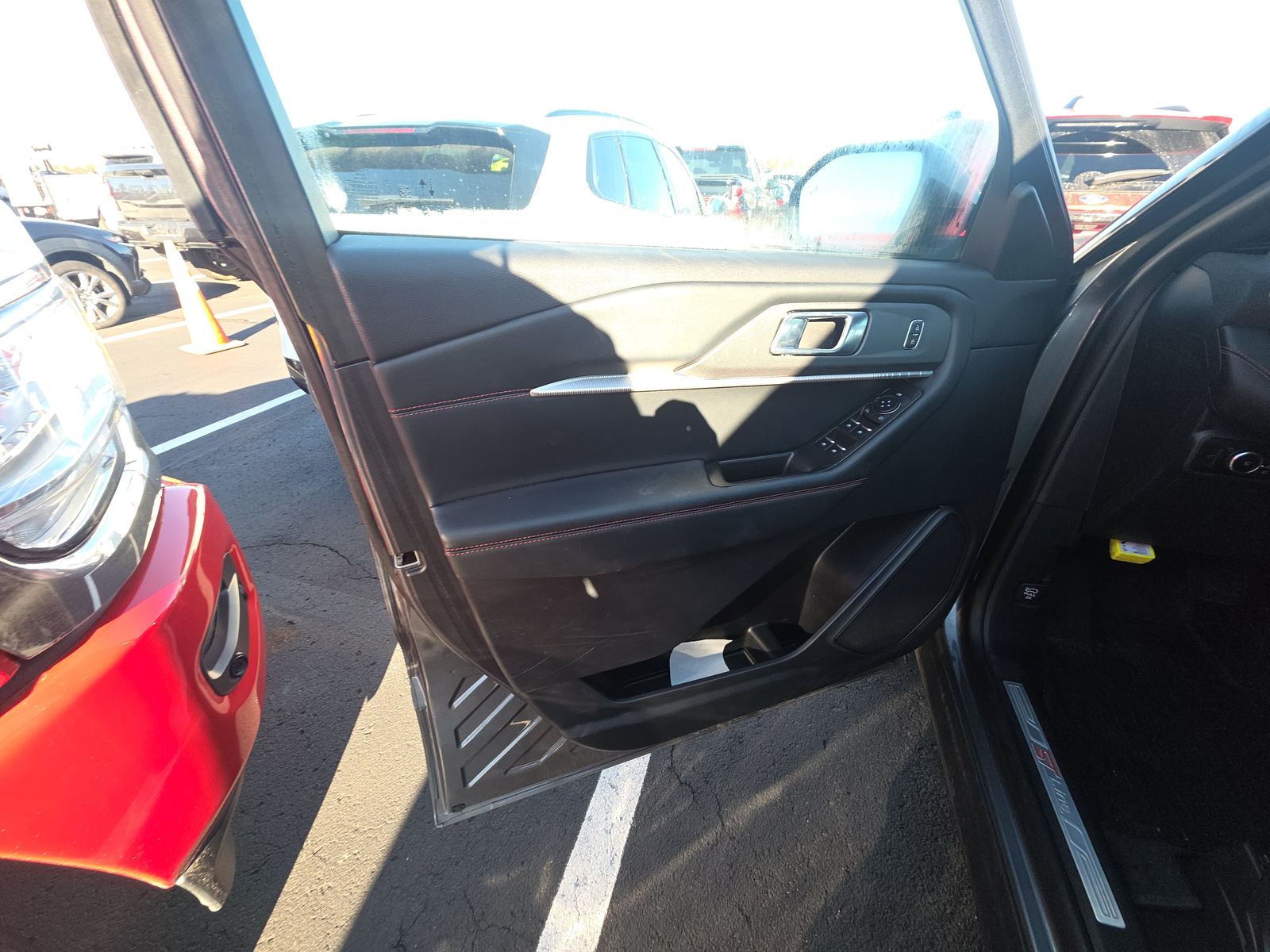 2025 Ford Explorer ST-Line AWD