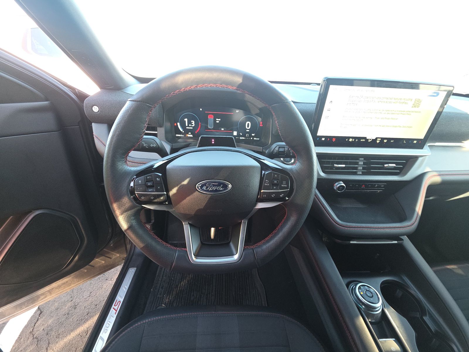 2025 Ford Explorer ST-Line AWD