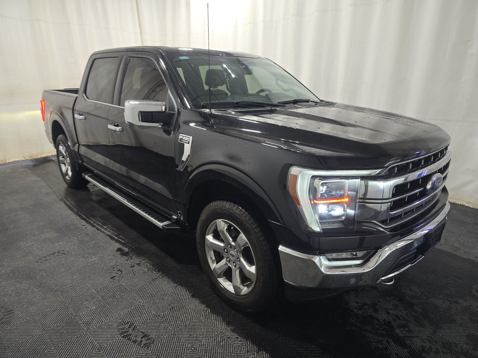 2023 Ford F-150 Lariat AWD