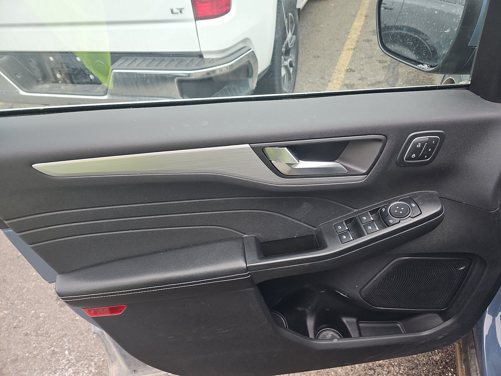 2023 Ford Escape Platinum AWD