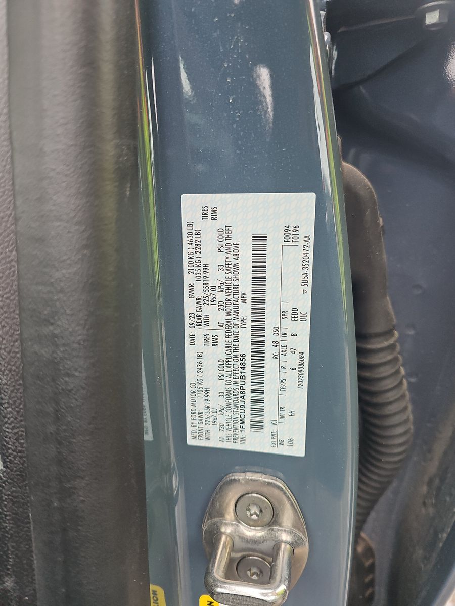 2023 Ford Escape Platinum AWD