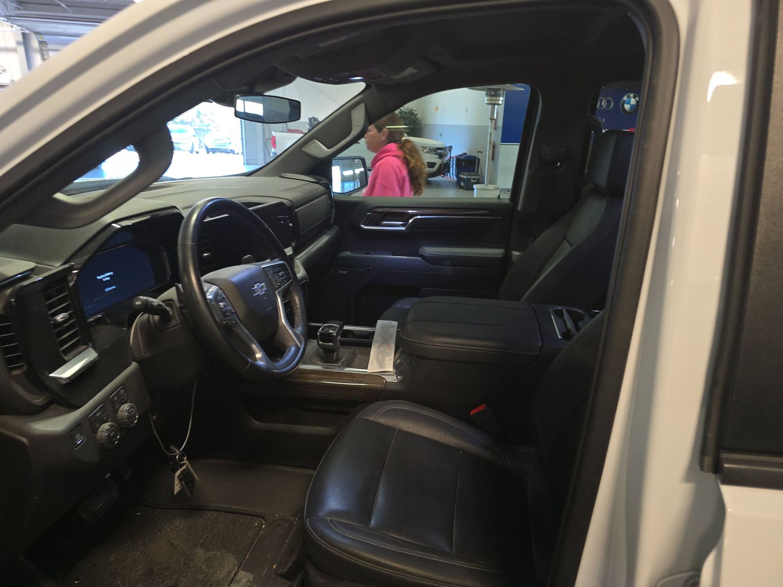 2023 Chevrolet Silverado 1500 RST AWD