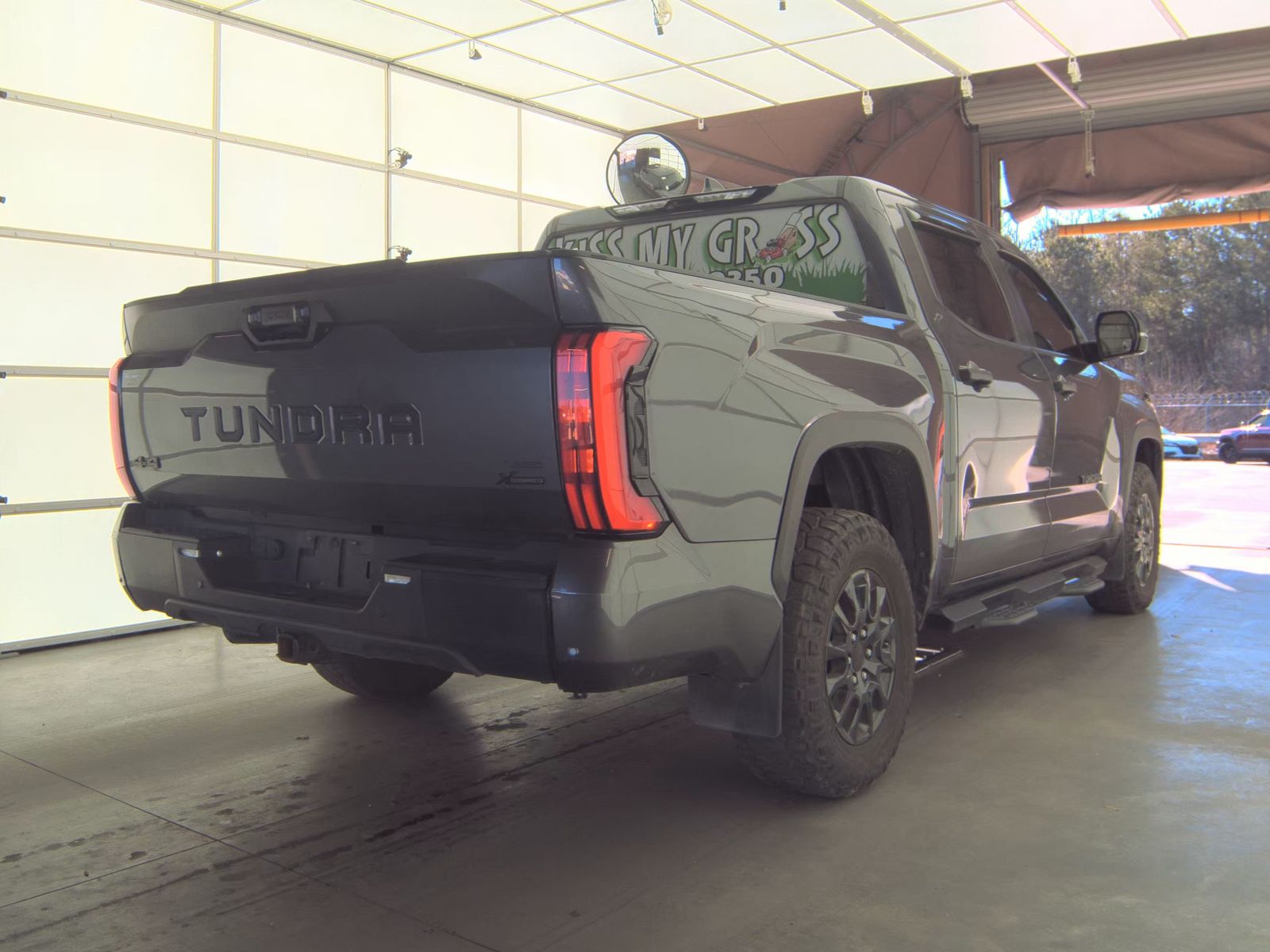 2024 Toyota Tundra SR5 AWD