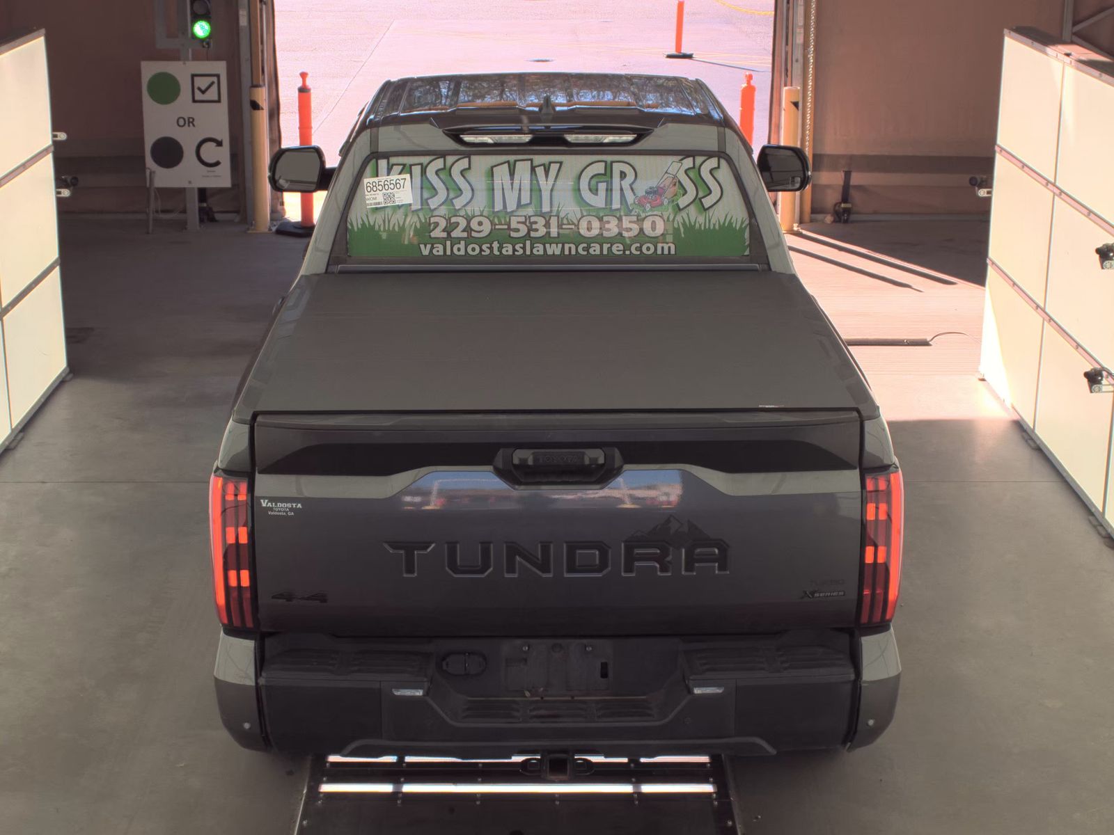 2024 Toyota Tundra SR5 AWD